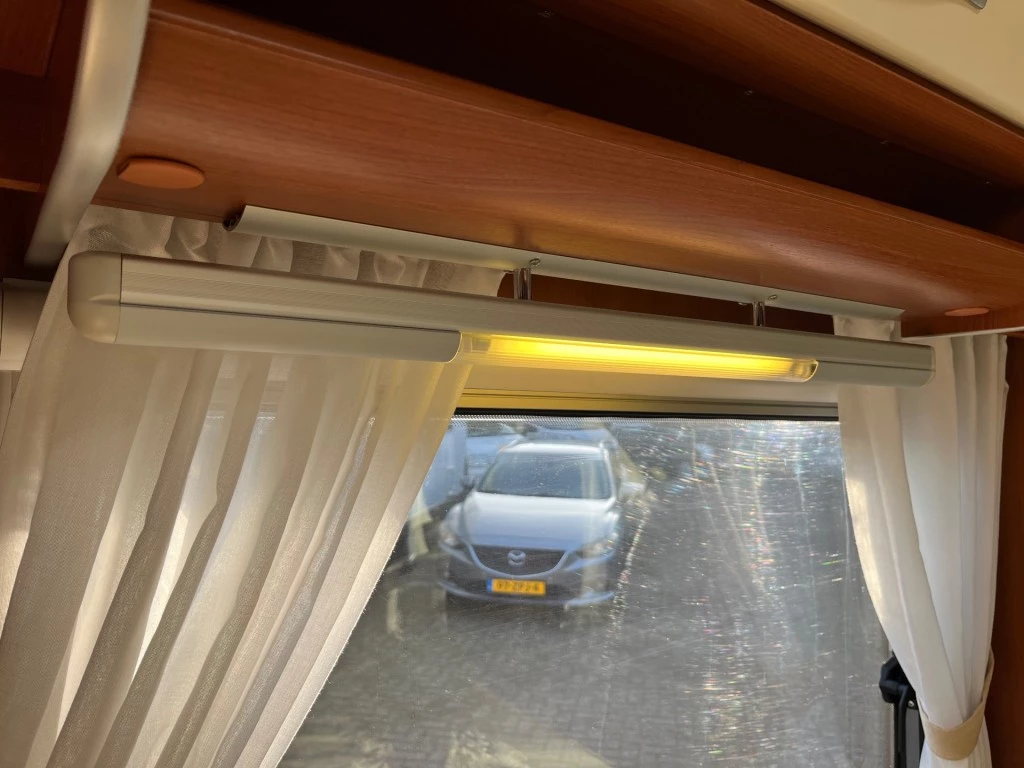 Hoofdafbeelding McLouis P700 Steel 563 Airco Cruise