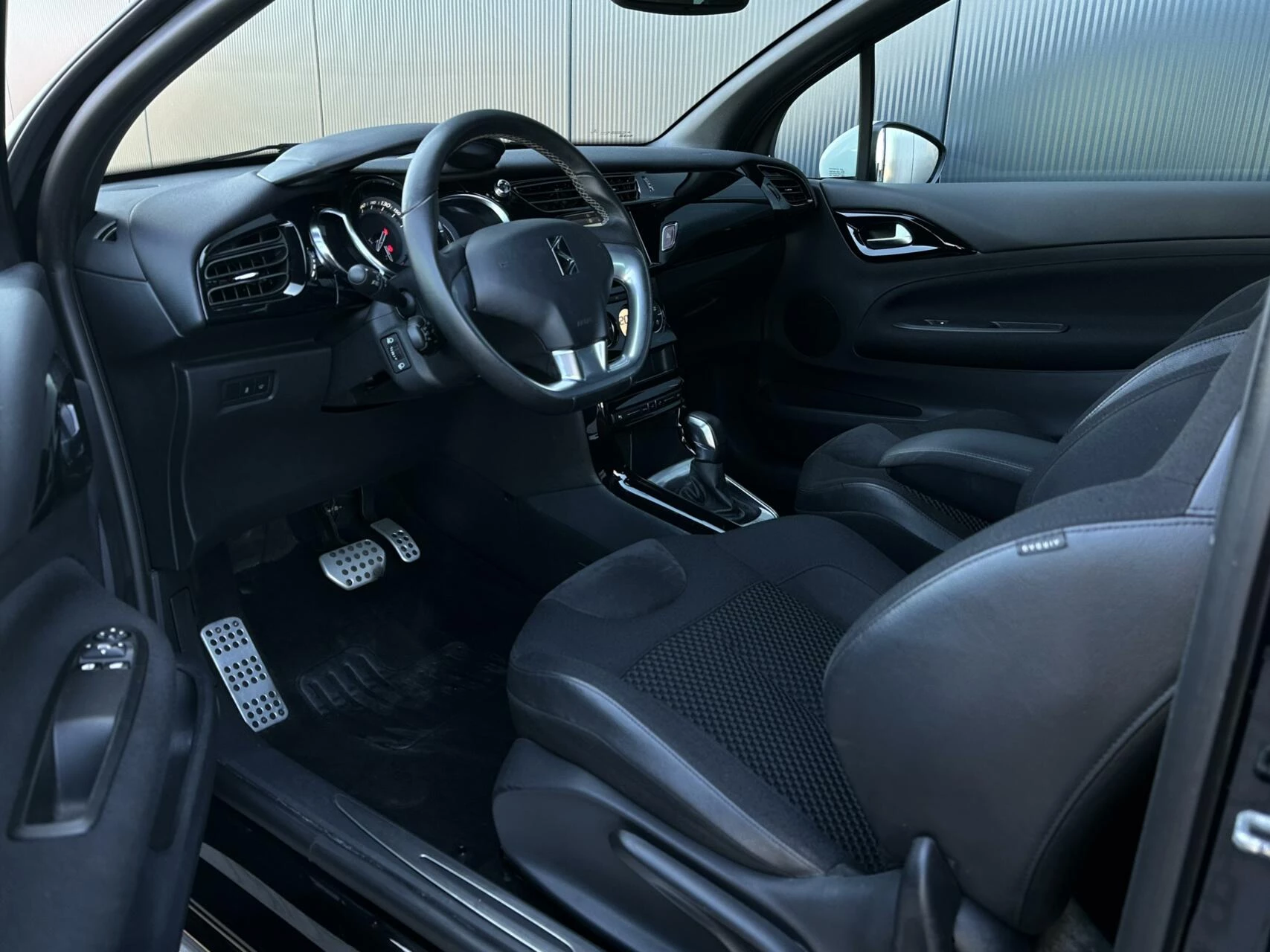 Hoofdafbeelding DS DS 3