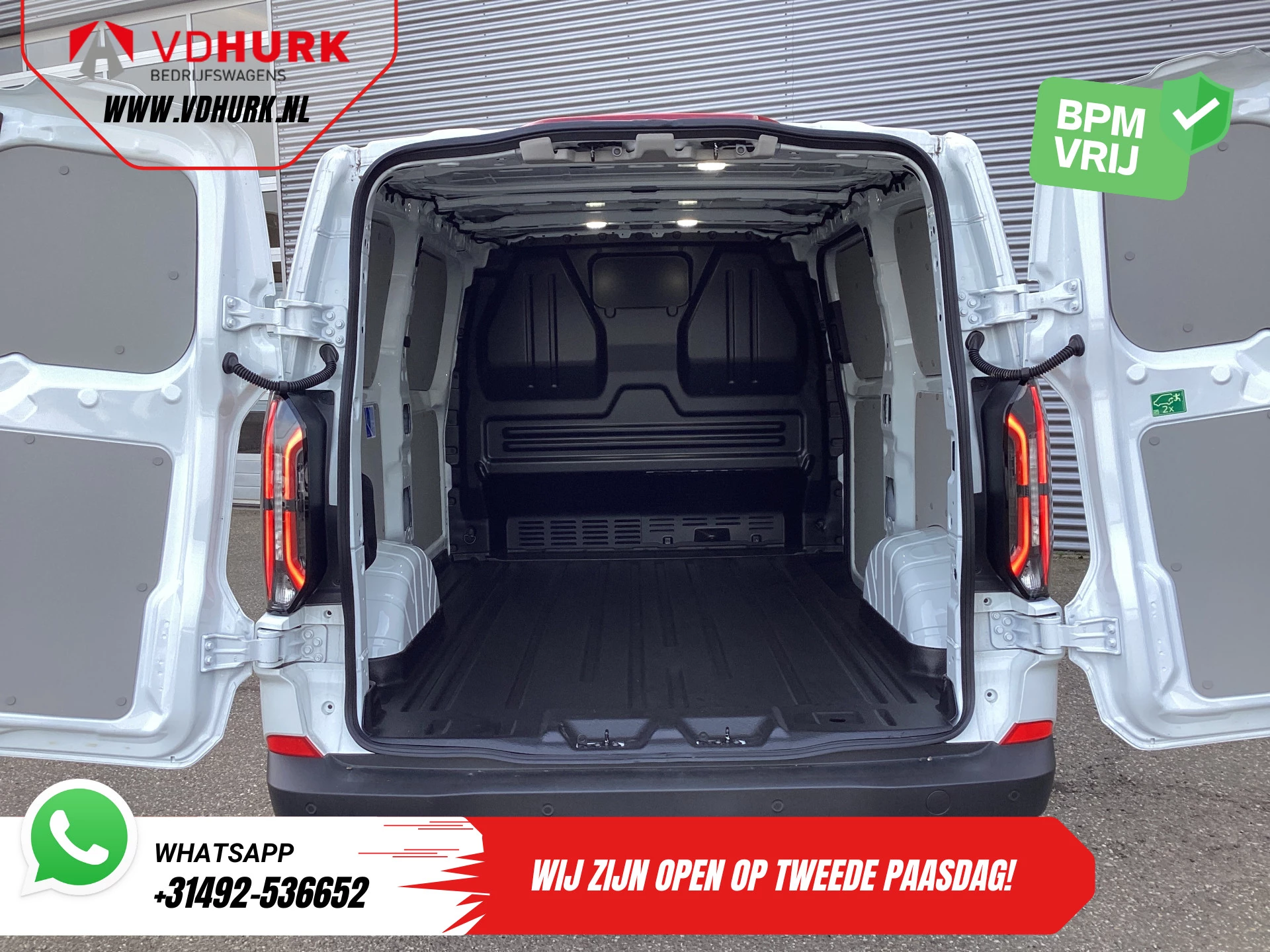 Hoofdafbeelding Ford E-Transit Custom