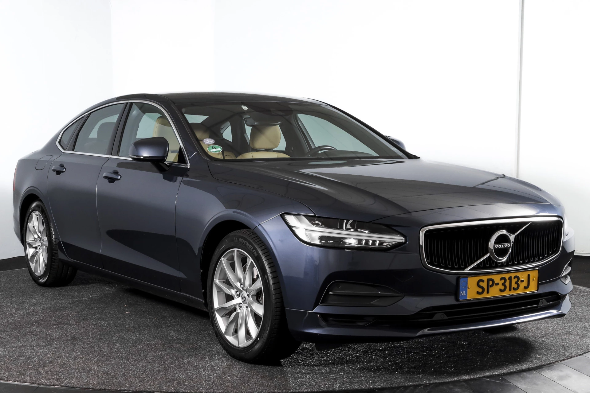 Hoofdafbeelding Volvo S90