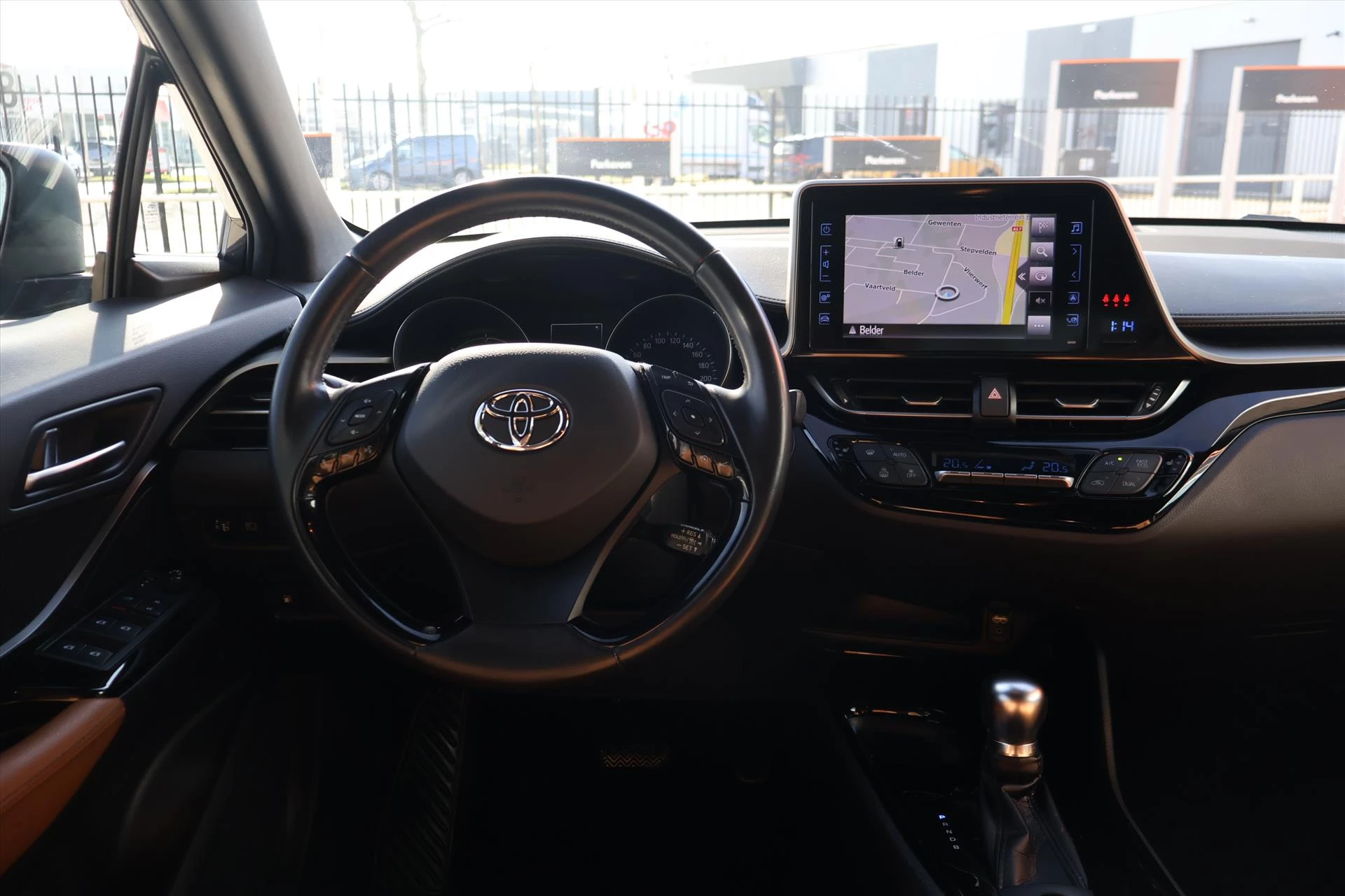 Hoofdafbeelding Toyota C-HR