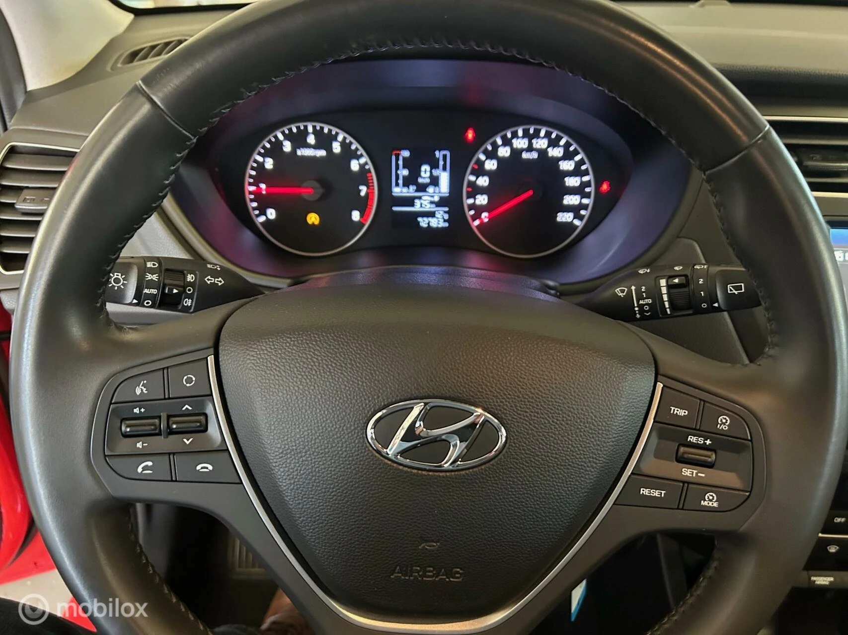 Hoofdafbeelding Hyundai i20