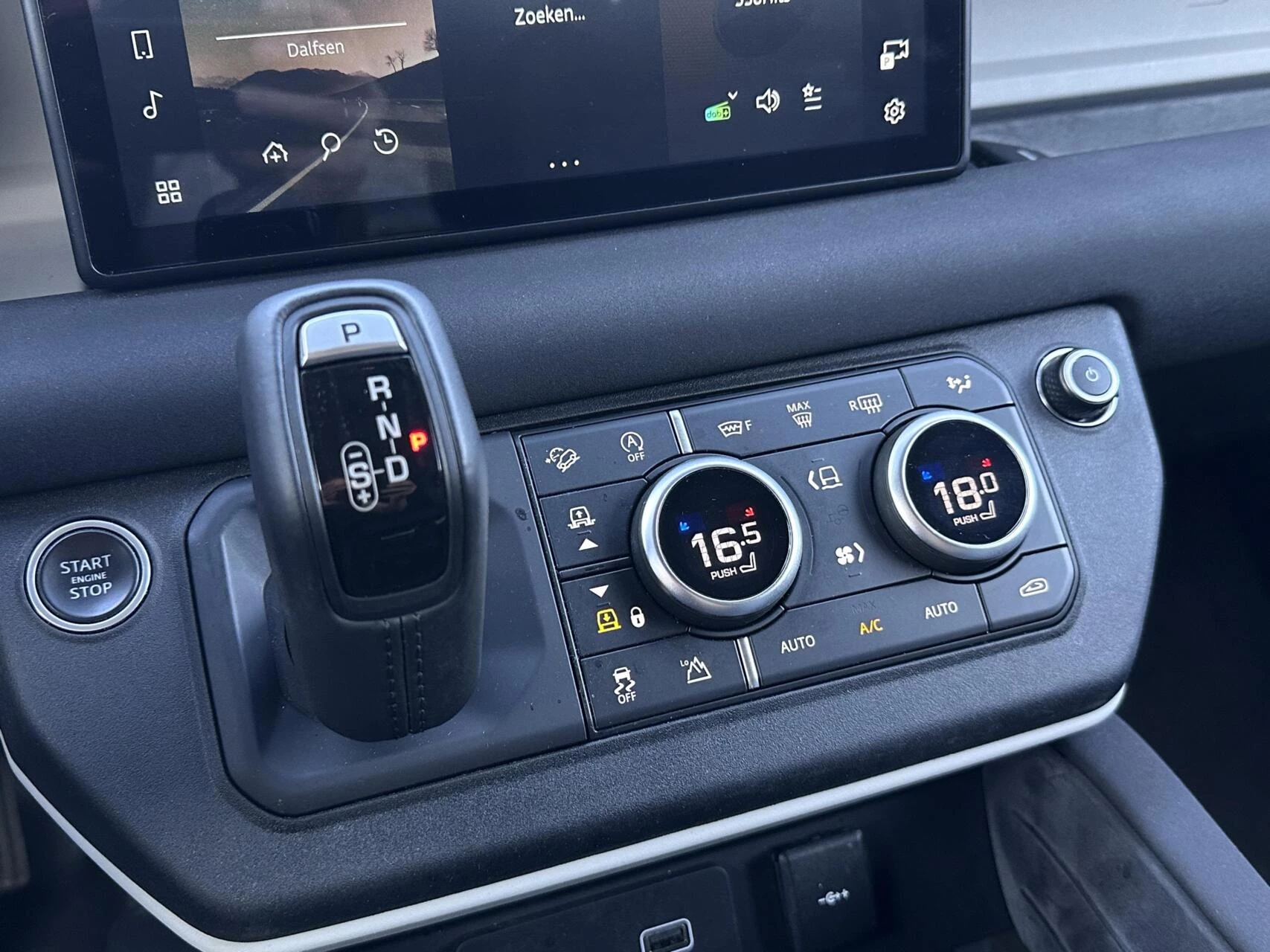 Hoofdafbeelding Land Rover Defender