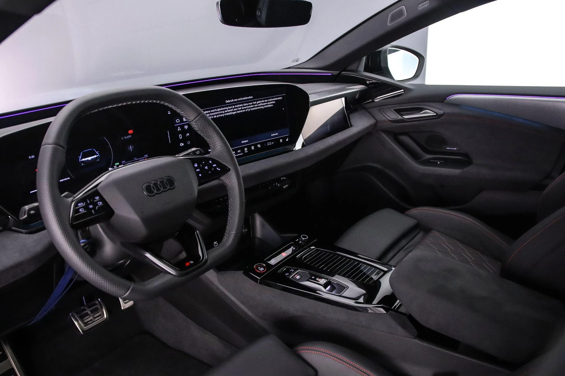 Hoofdafbeelding Audi A6 Avant e-tron