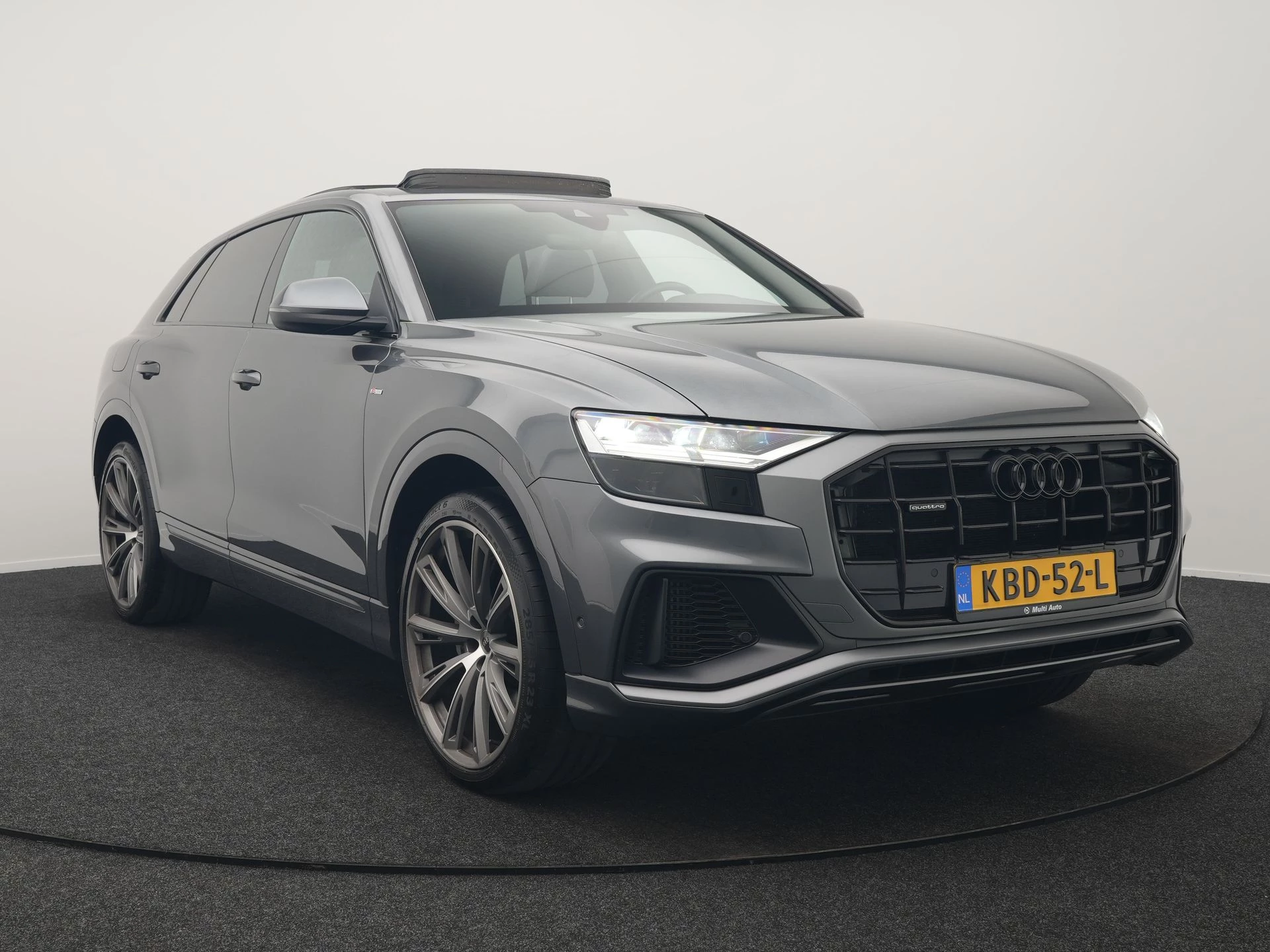 Hoofdafbeelding Audi Q8