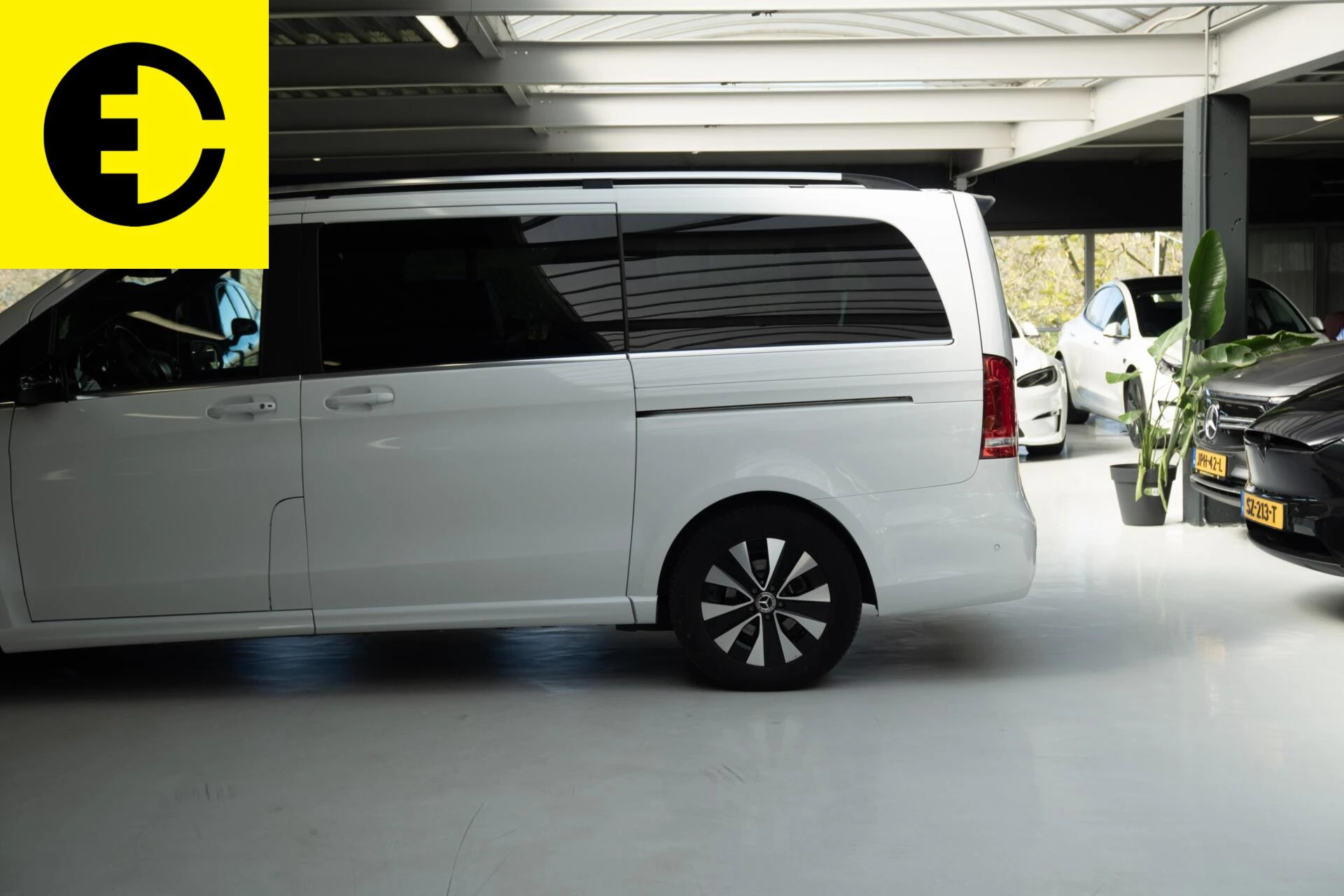Hoofdafbeelding Mercedes-Benz EQV