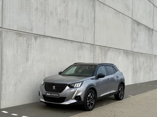 Hoofdafbeelding Peugeot 2008 Peugeot 2008 1.2 GT line | virtual | keyless | cam | CarPlay