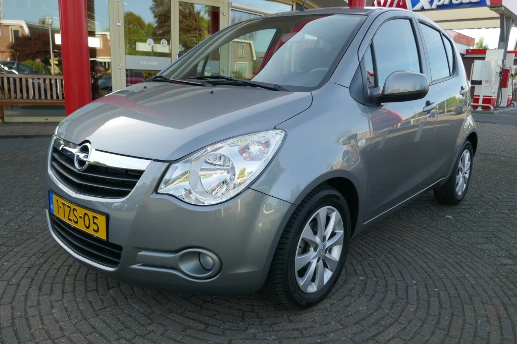 Hoofdafbeelding Opel Agila