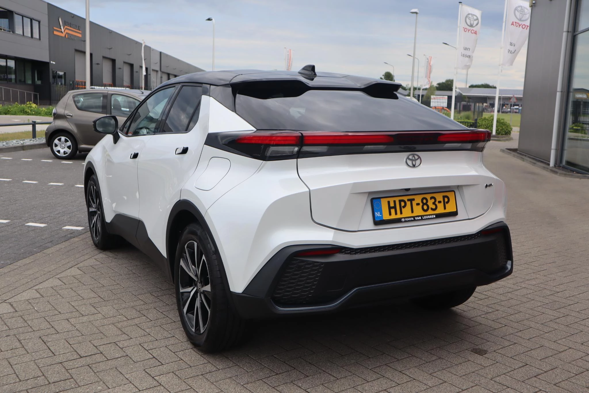 Hoofdafbeelding Toyota C-HR