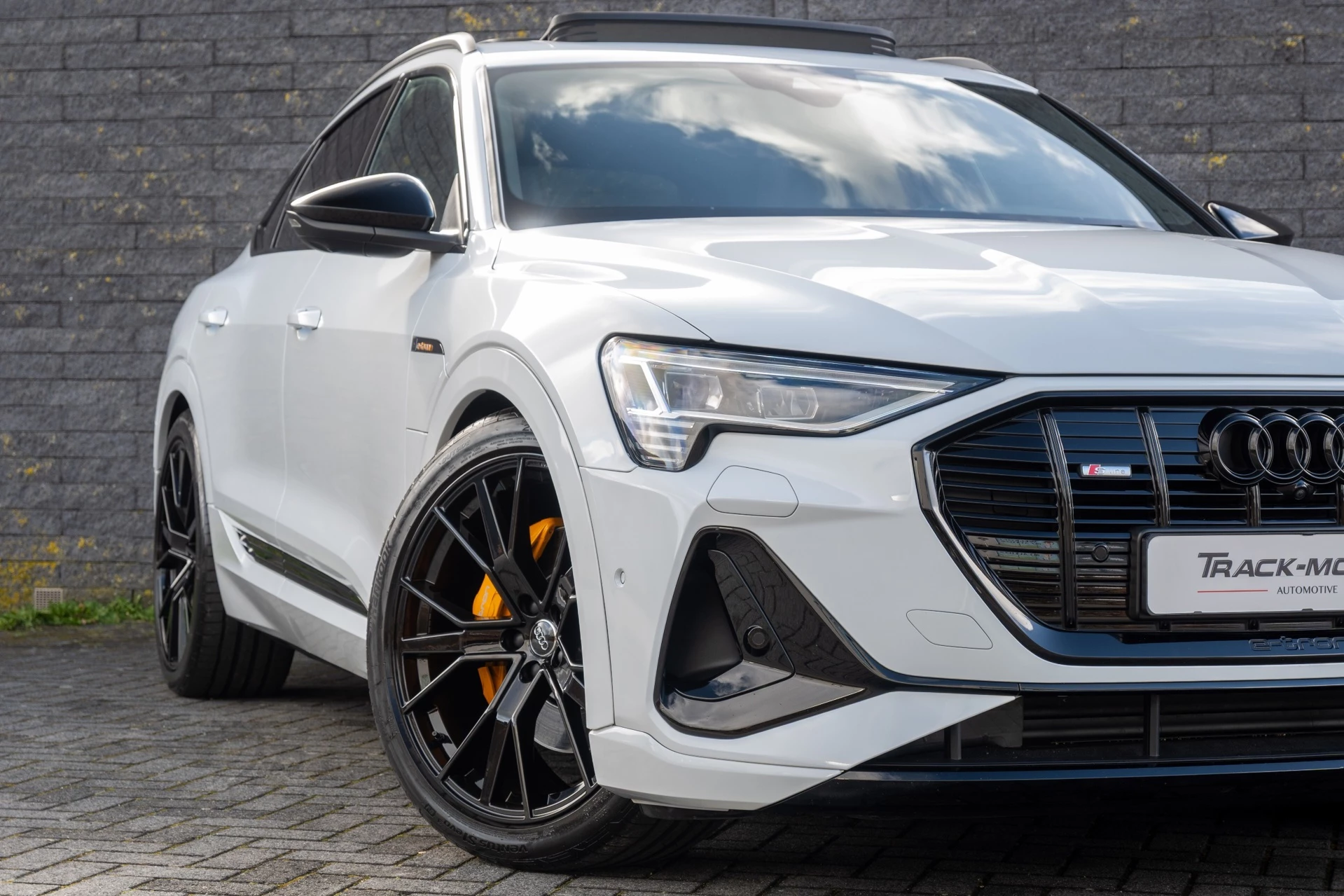 Hoofdafbeelding Audi e-tron