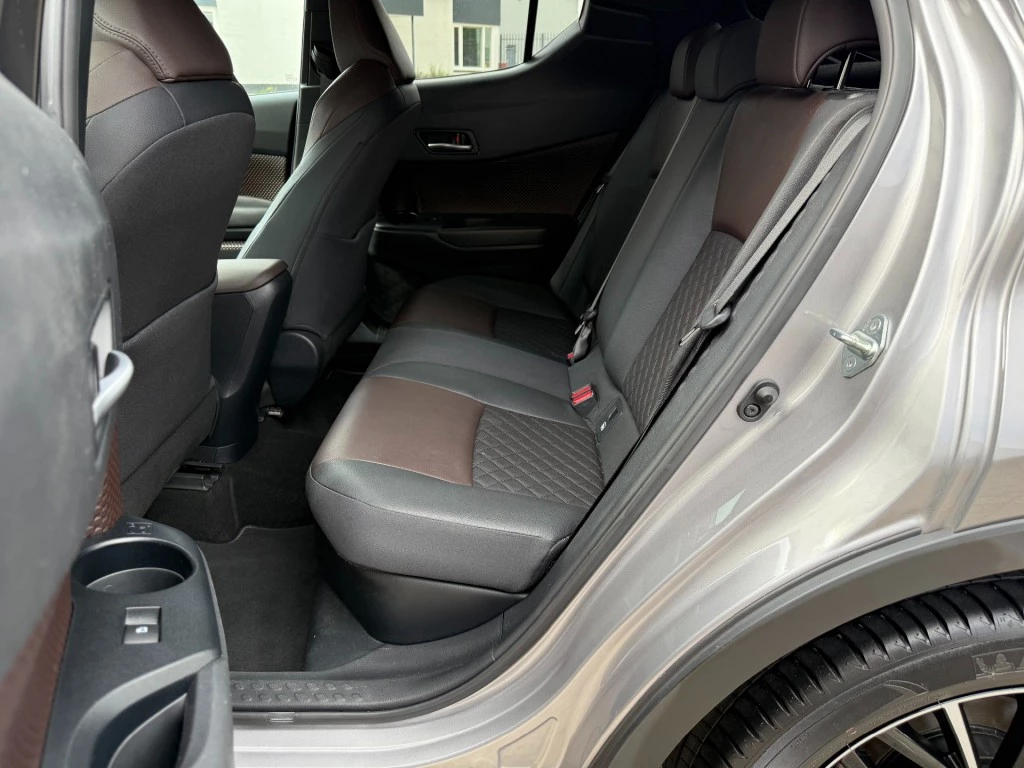 Hoofdafbeelding Toyota C-HR