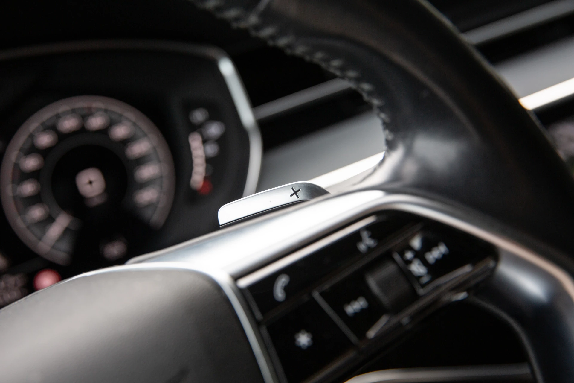 Hoofdafbeelding Audi A8