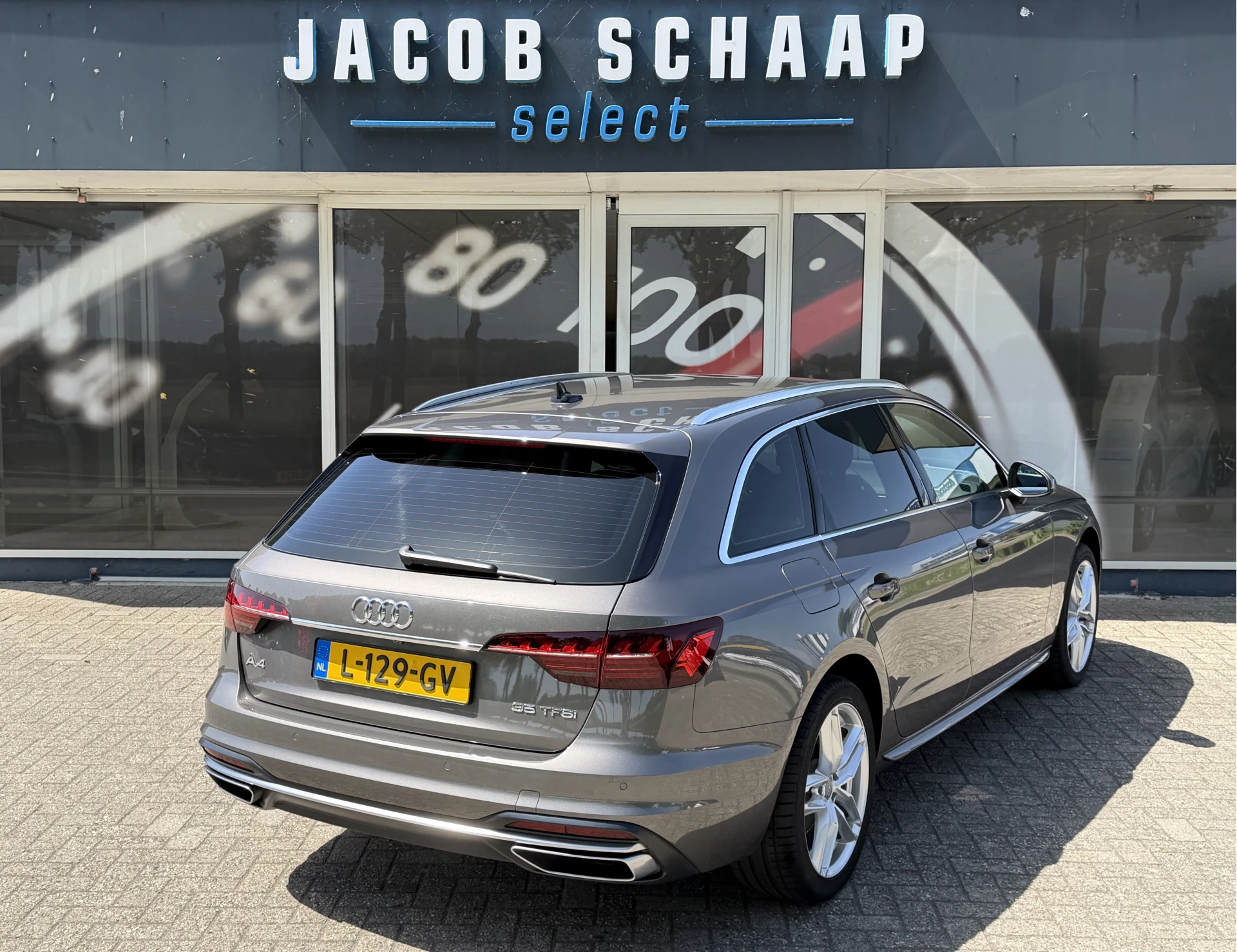 Hoofdafbeelding Audi A4