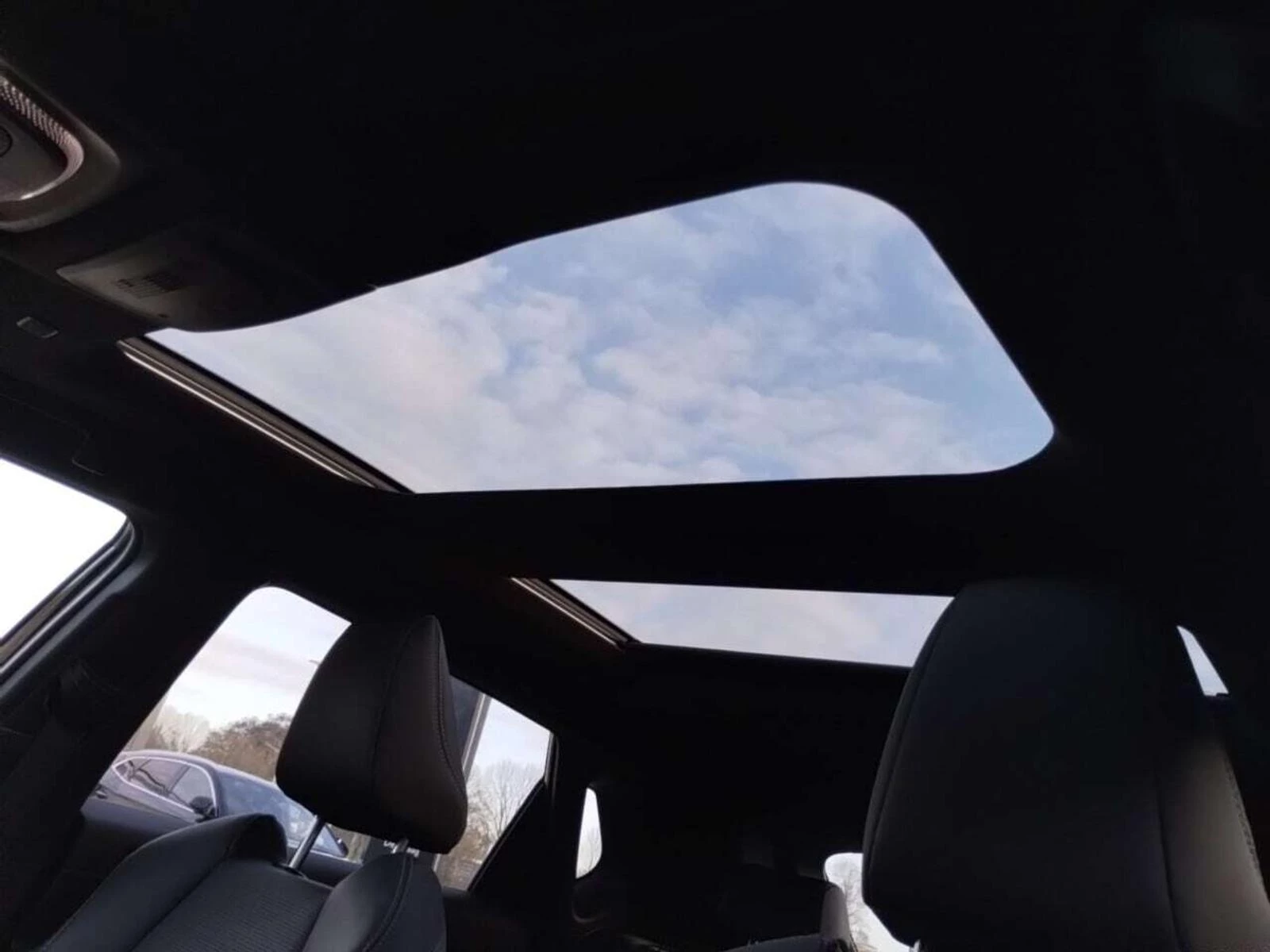 Hoofdafbeelding Toyota bZ4X