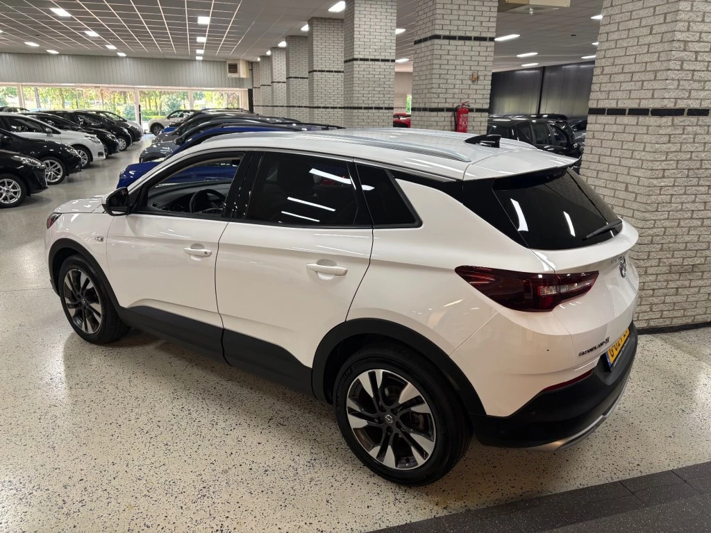 Hoofdafbeelding Opel Grandland X