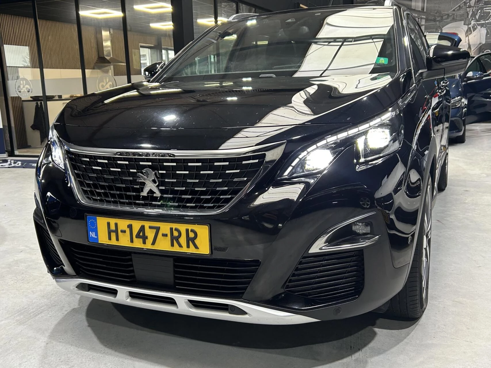 Hoofdafbeelding Peugeot 5008