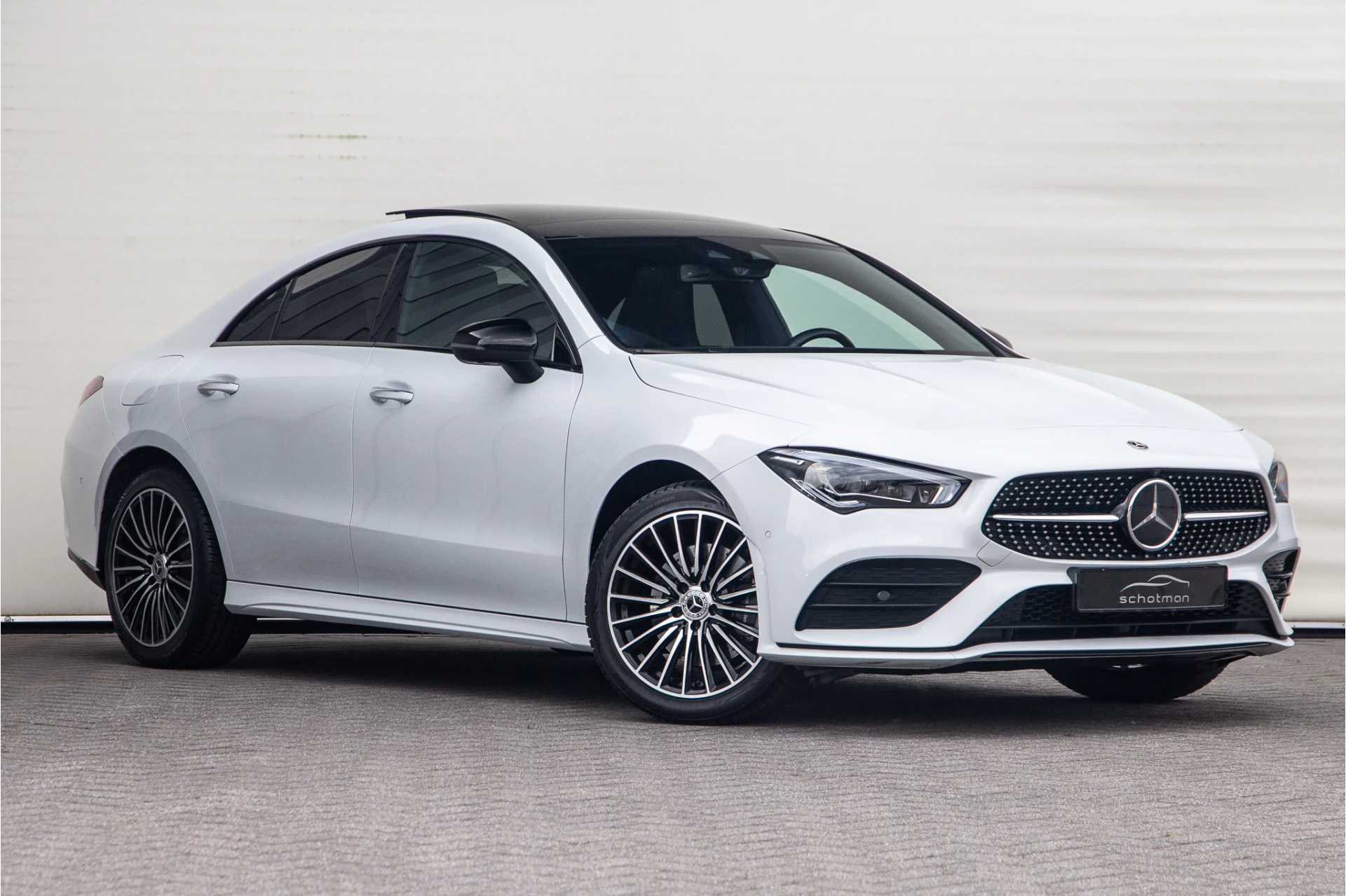 Hoofdafbeelding Mercedes-Benz CLA