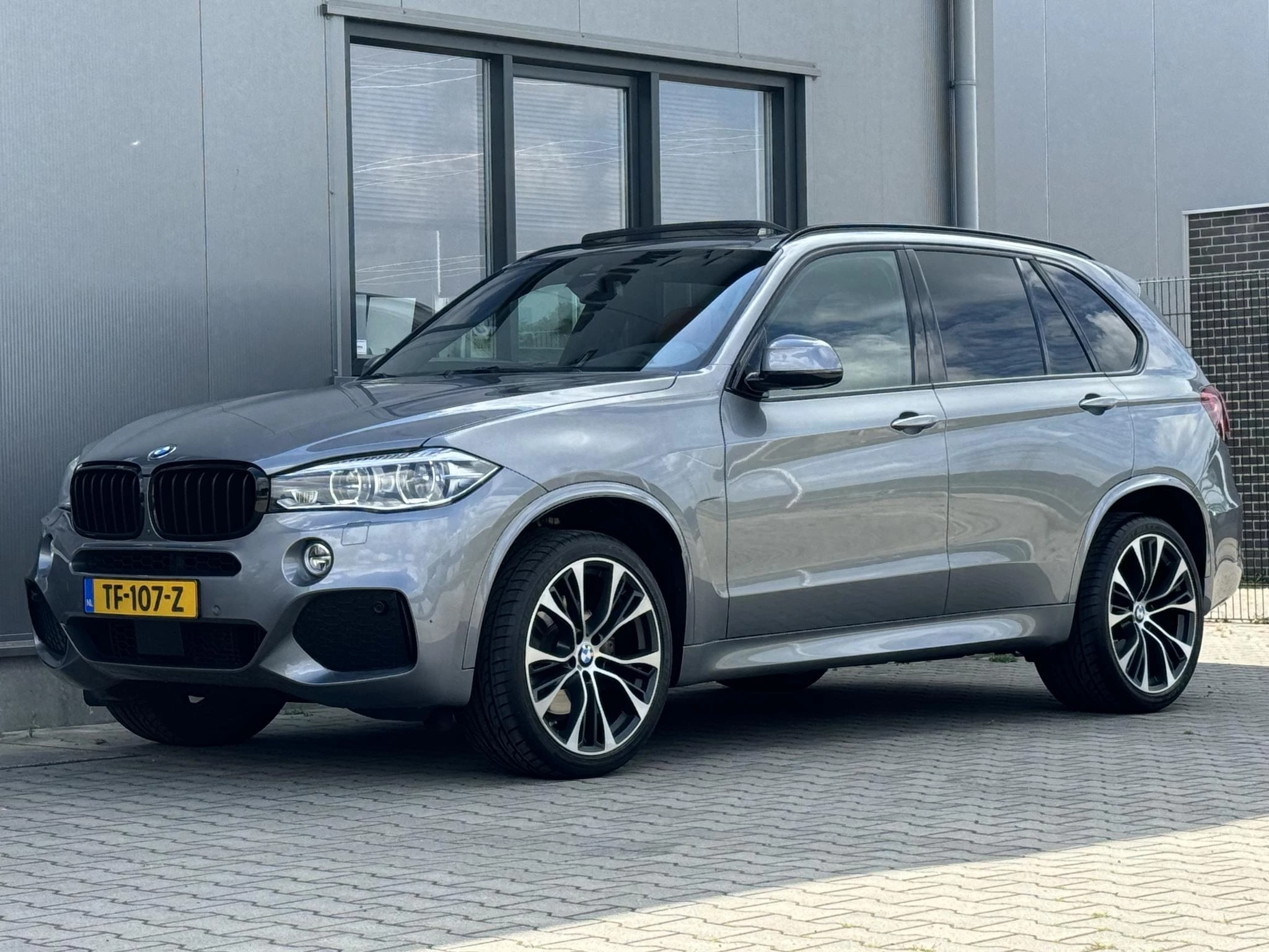 Hoofdafbeelding BMW X5
