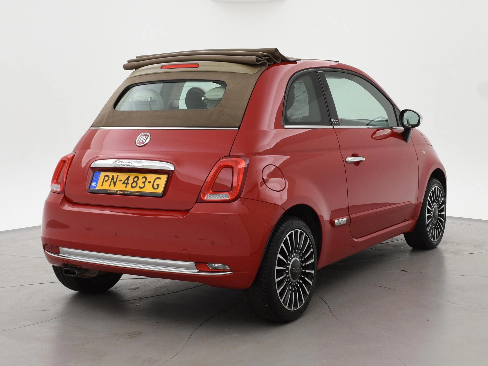Hoofdafbeelding Fiat 500C