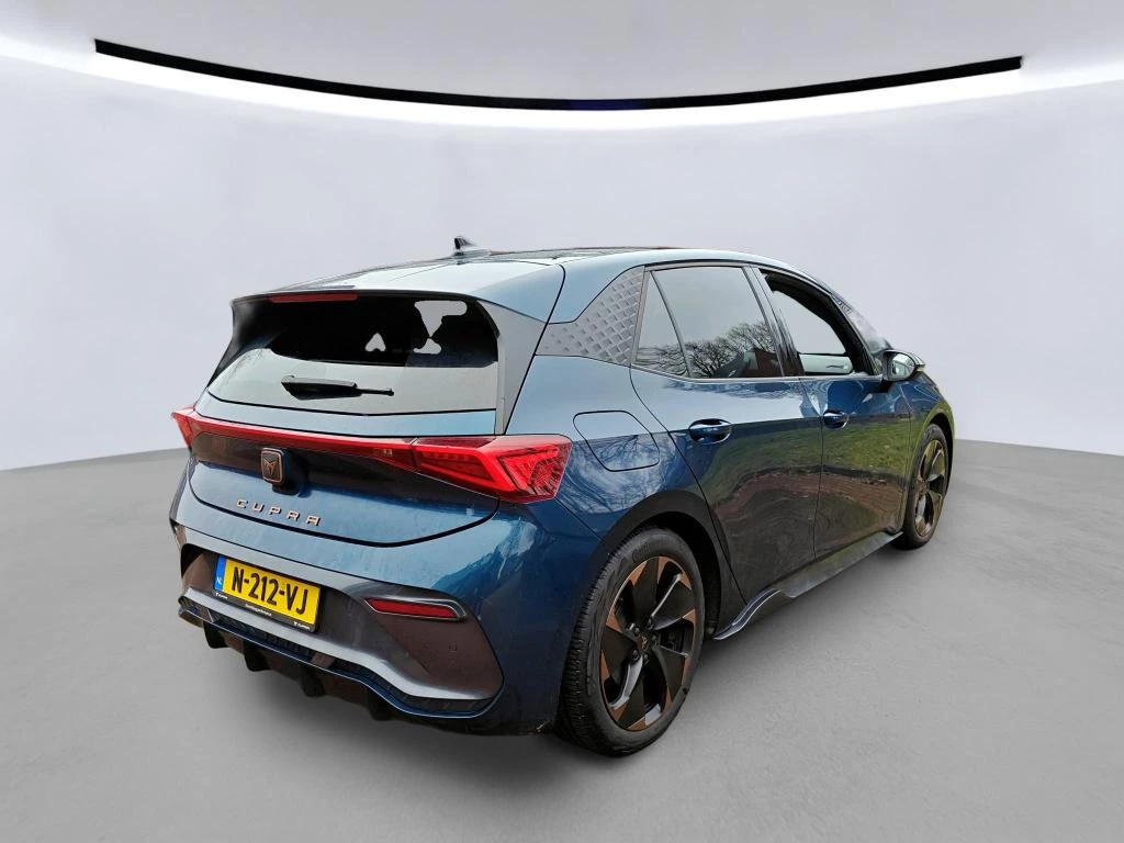 Hoofdafbeelding CUPRA Born