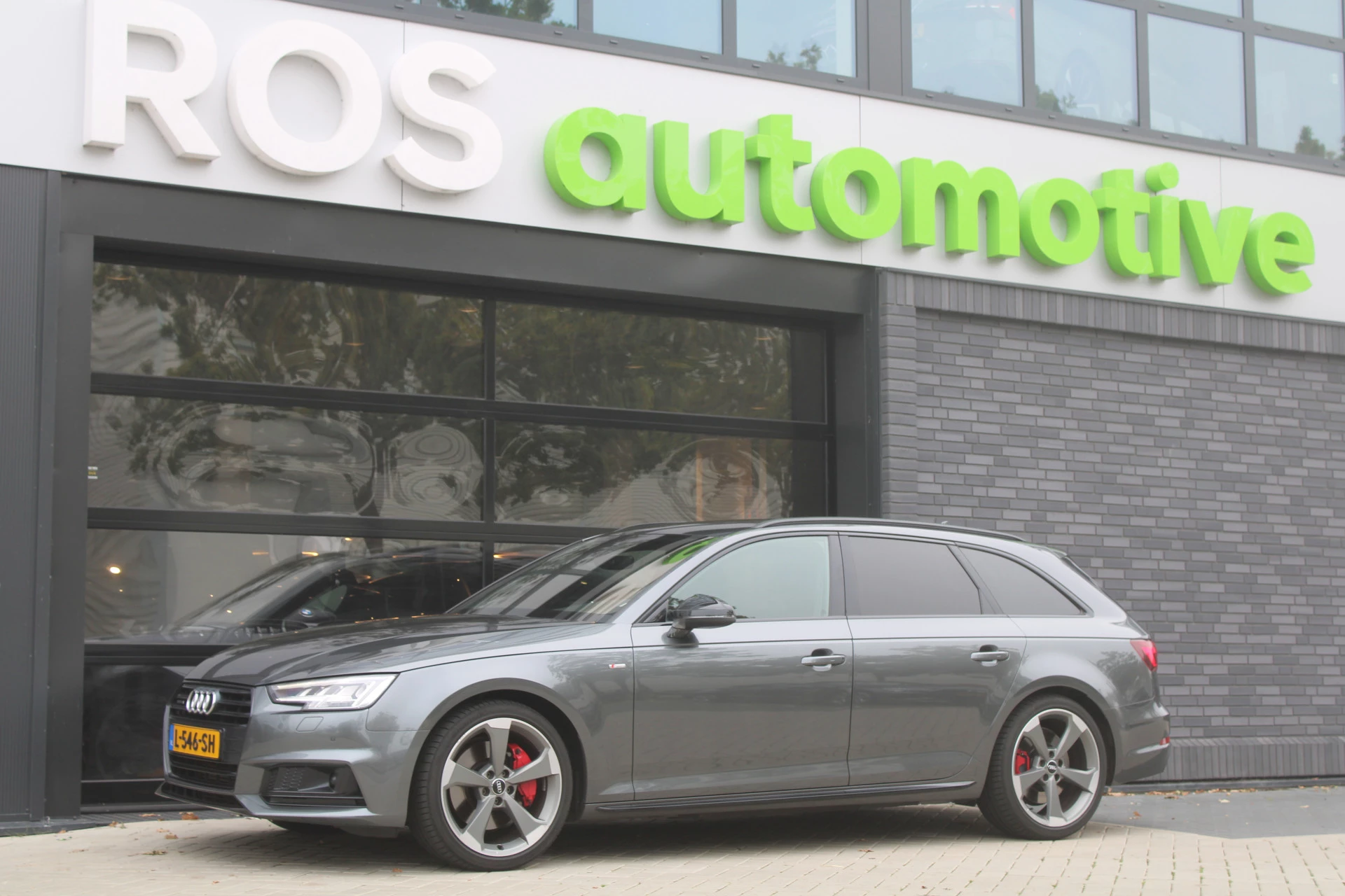 Hoofdafbeelding Audi A4