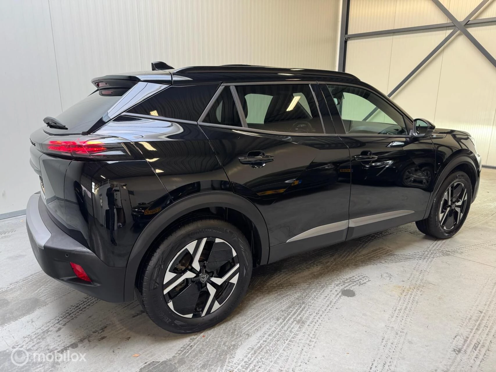 Hoofdafbeelding Peugeot e-2008