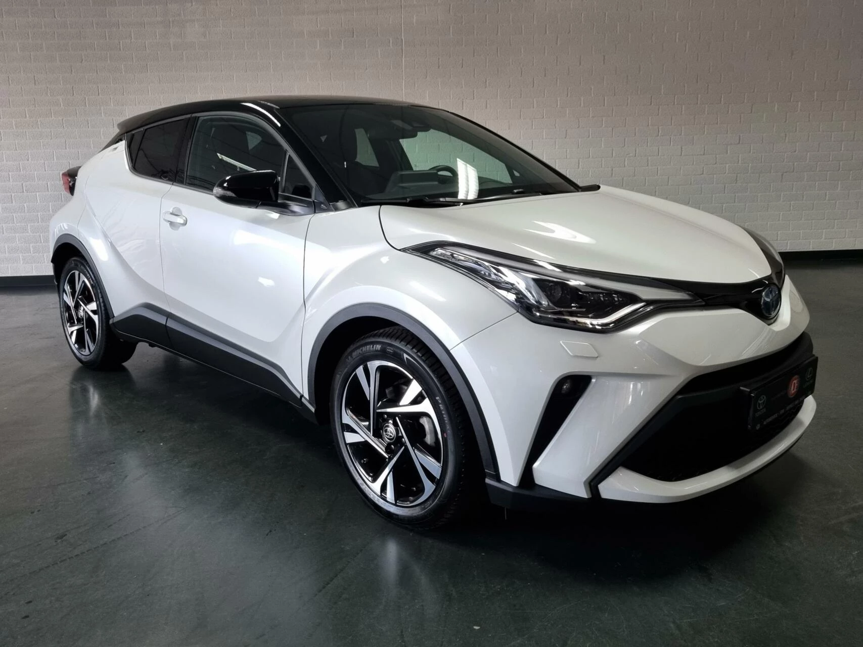 Hoofdafbeelding Toyota C-HR