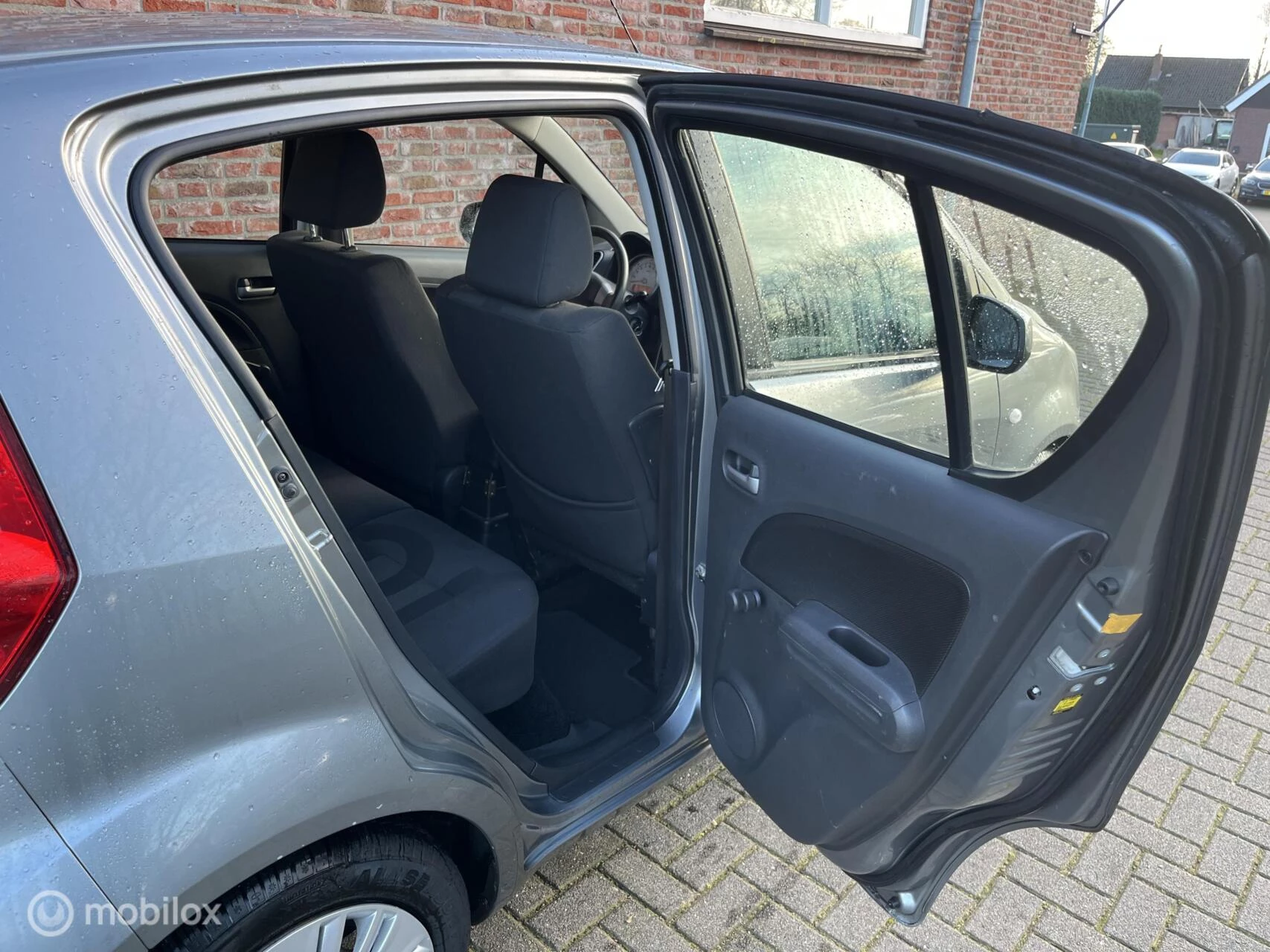 Hoofdafbeelding Opel Agila