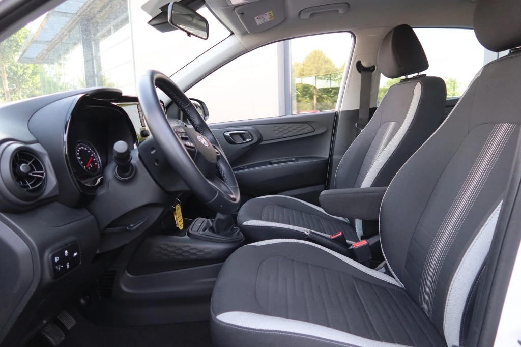 Hoofdafbeelding Hyundai i10