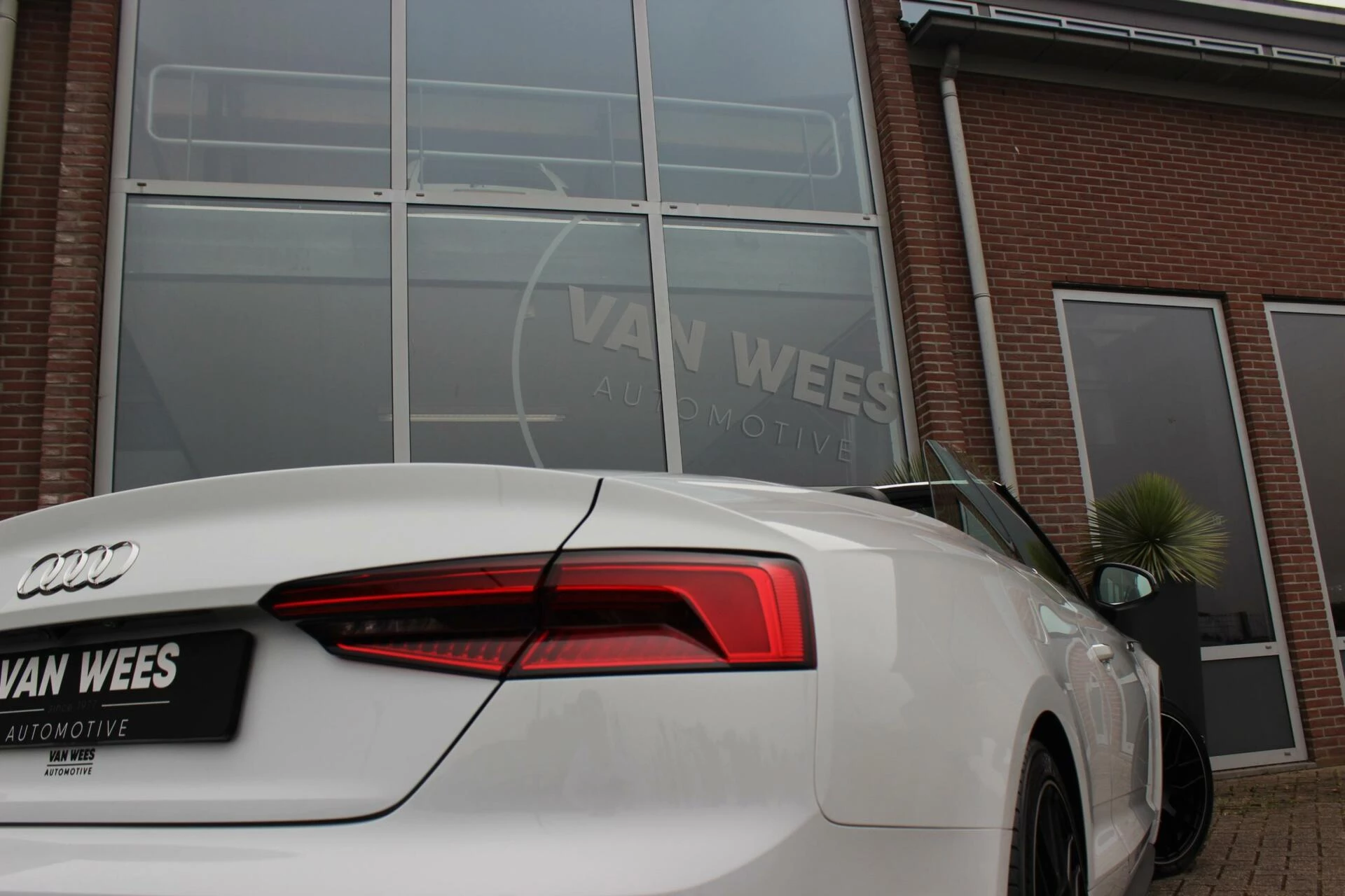 Hoofdafbeelding Audi S5
