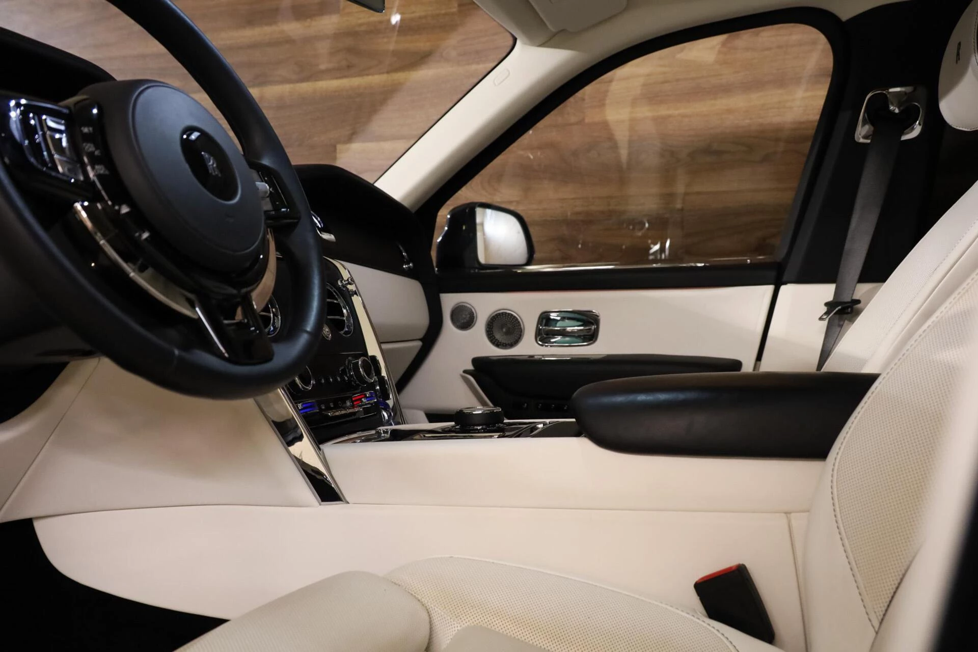 Hoofdafbeelding Rolls-Royce Cullinan