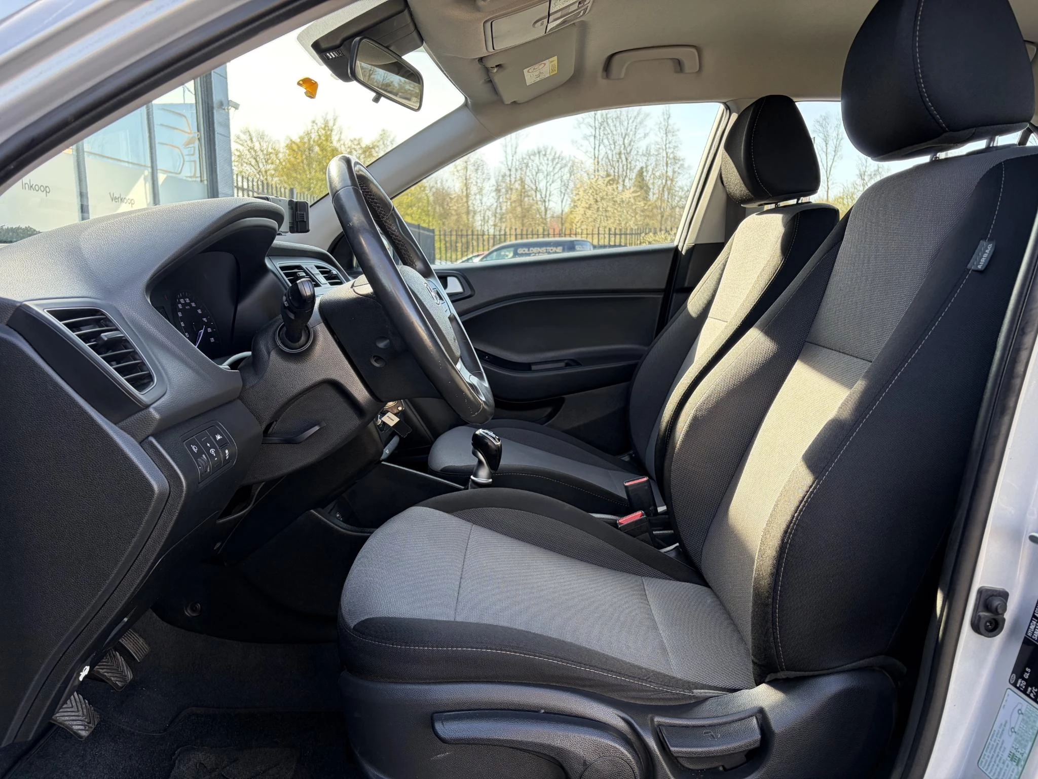 Hoofdafbeelding Hyundai i20