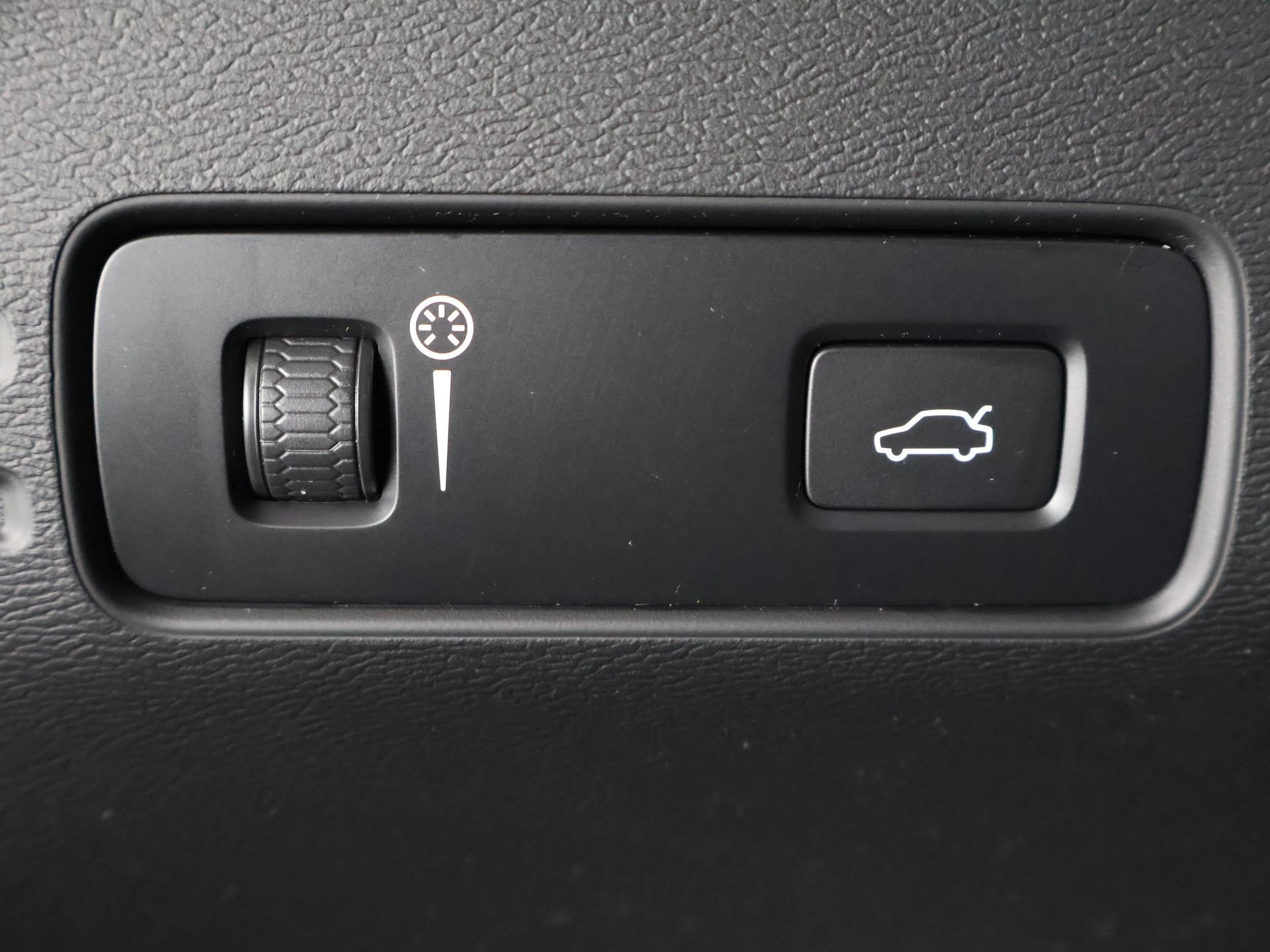 Hoofdafbeelding Volvo C40