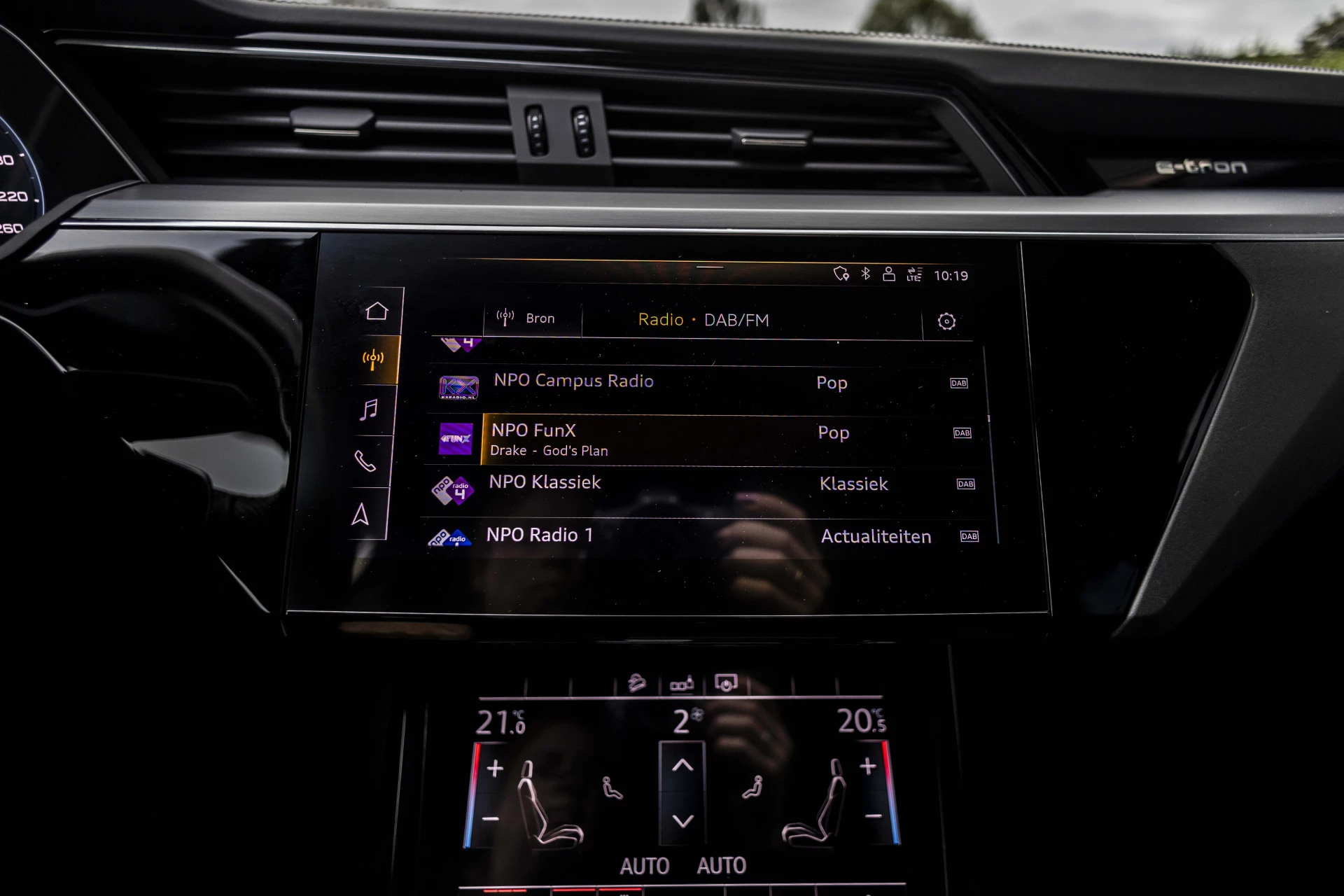 Hoofdafbeelding Audi e-tron