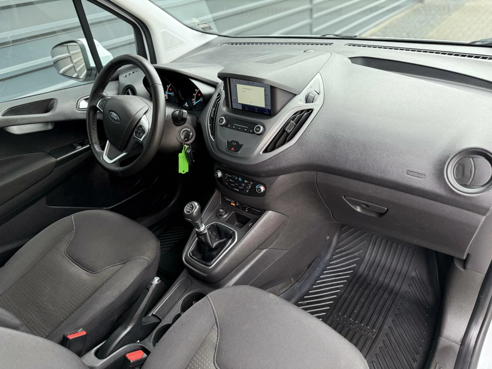 Hoofdafbeelding Ford Transit Courier