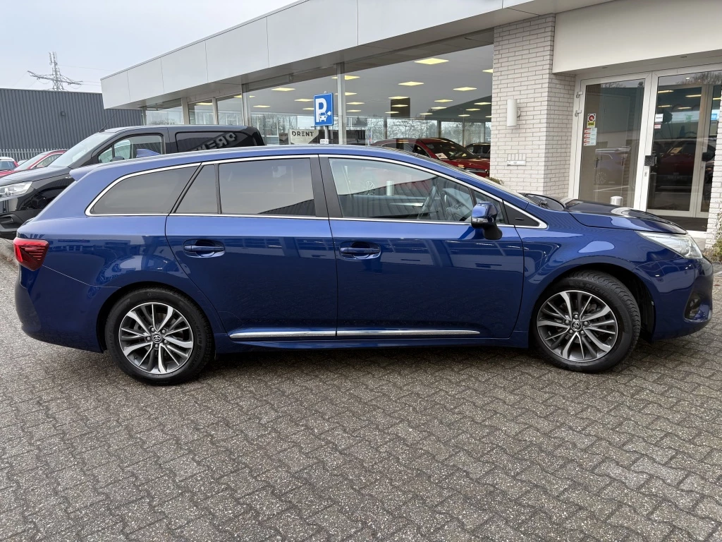 Hoofdafbeelding Toyota Avensis