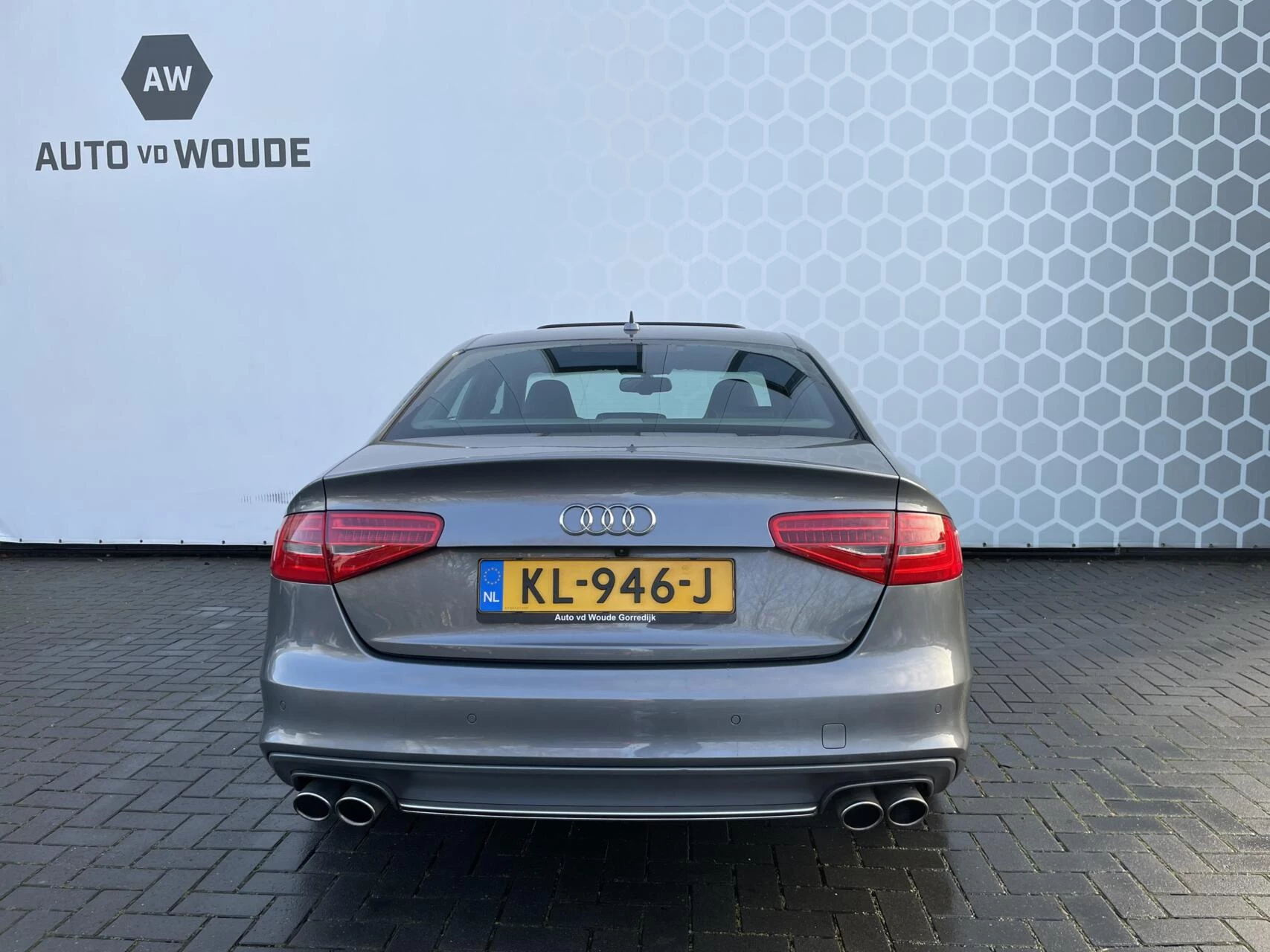 Hoofdafbeelding Audi S4