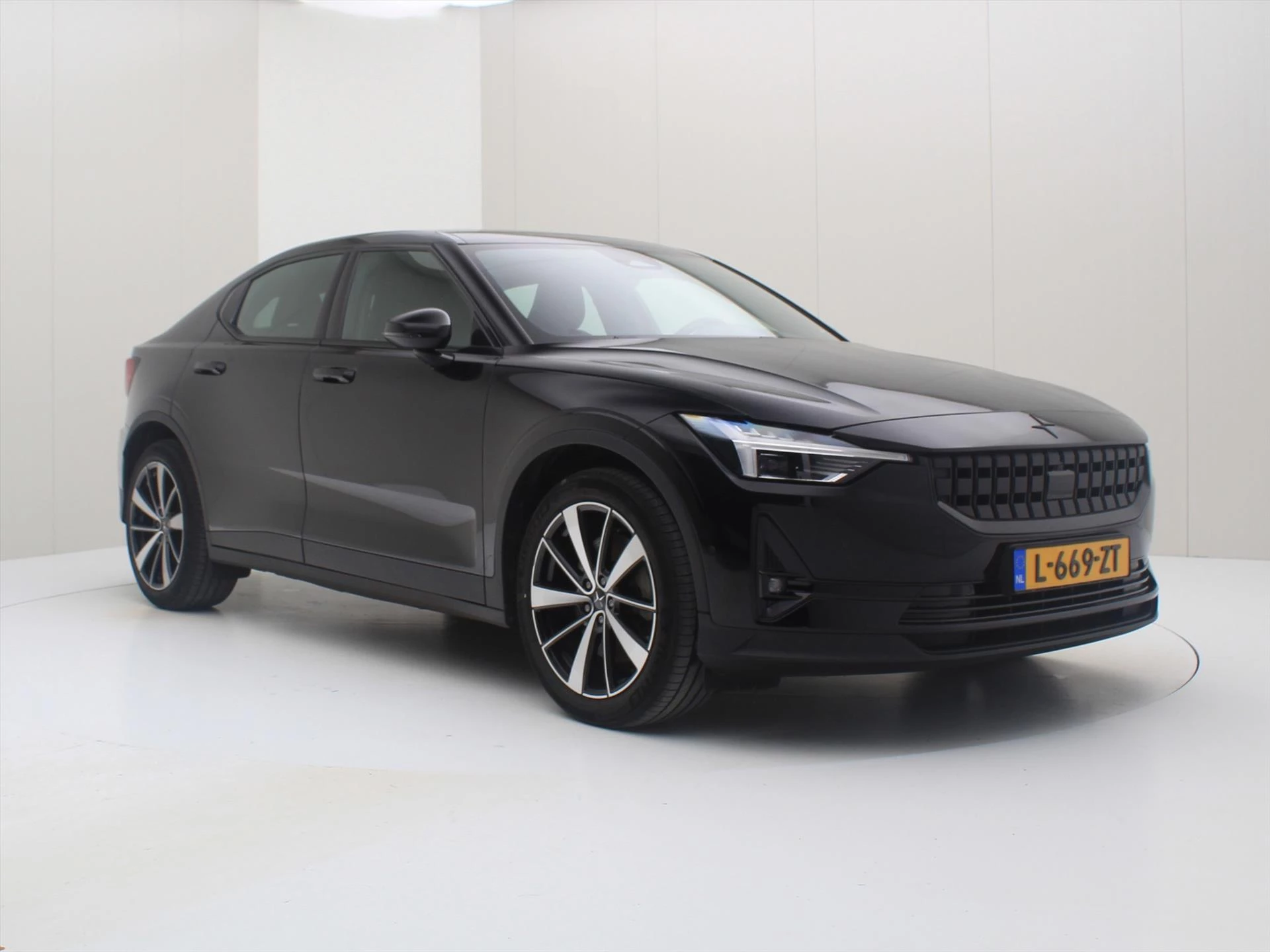 Hoofdafbeelding Polestar 2
