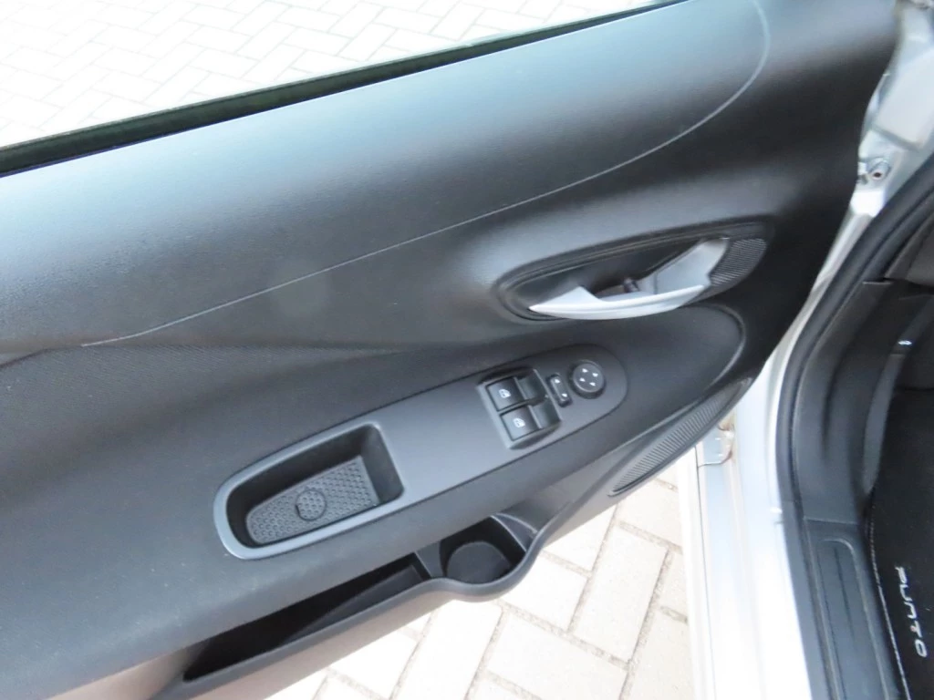 Hoofdafbeelding Fiat Punto