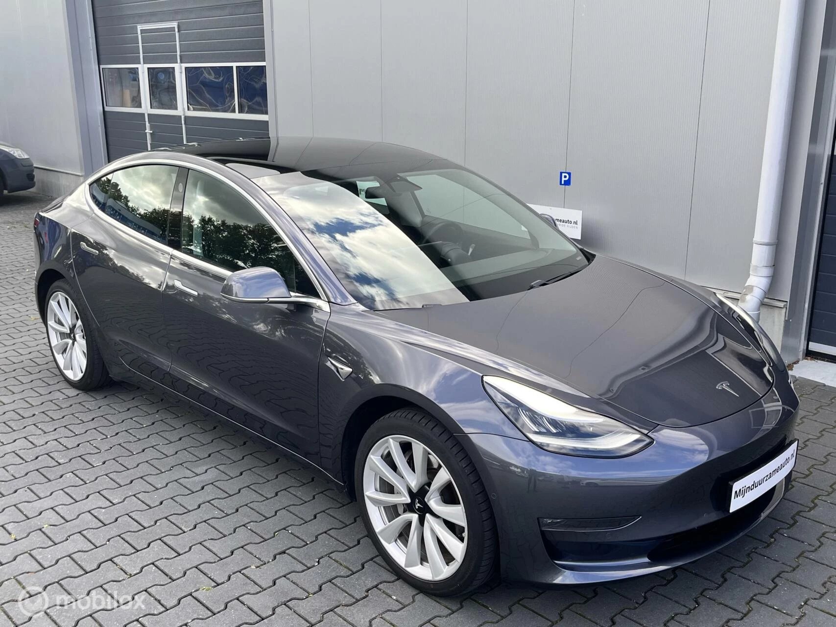 Hoofdafbeelding Tesla Model 3