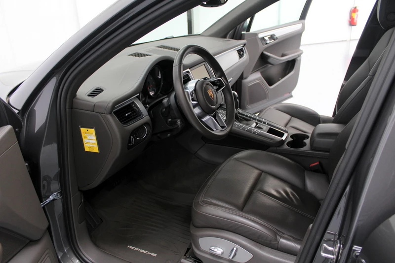 Hoofdafbeelding Porsche Macan