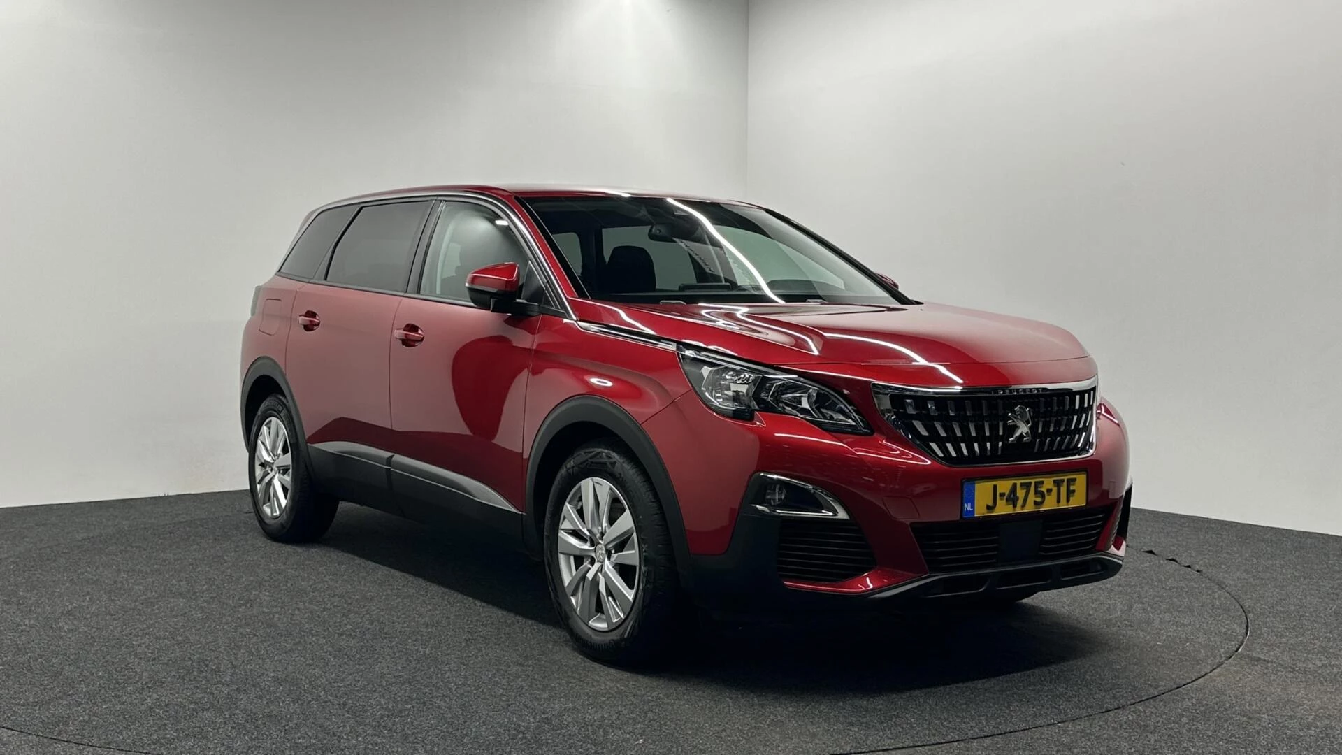 Hoofdafbeelding Peugeot 5008