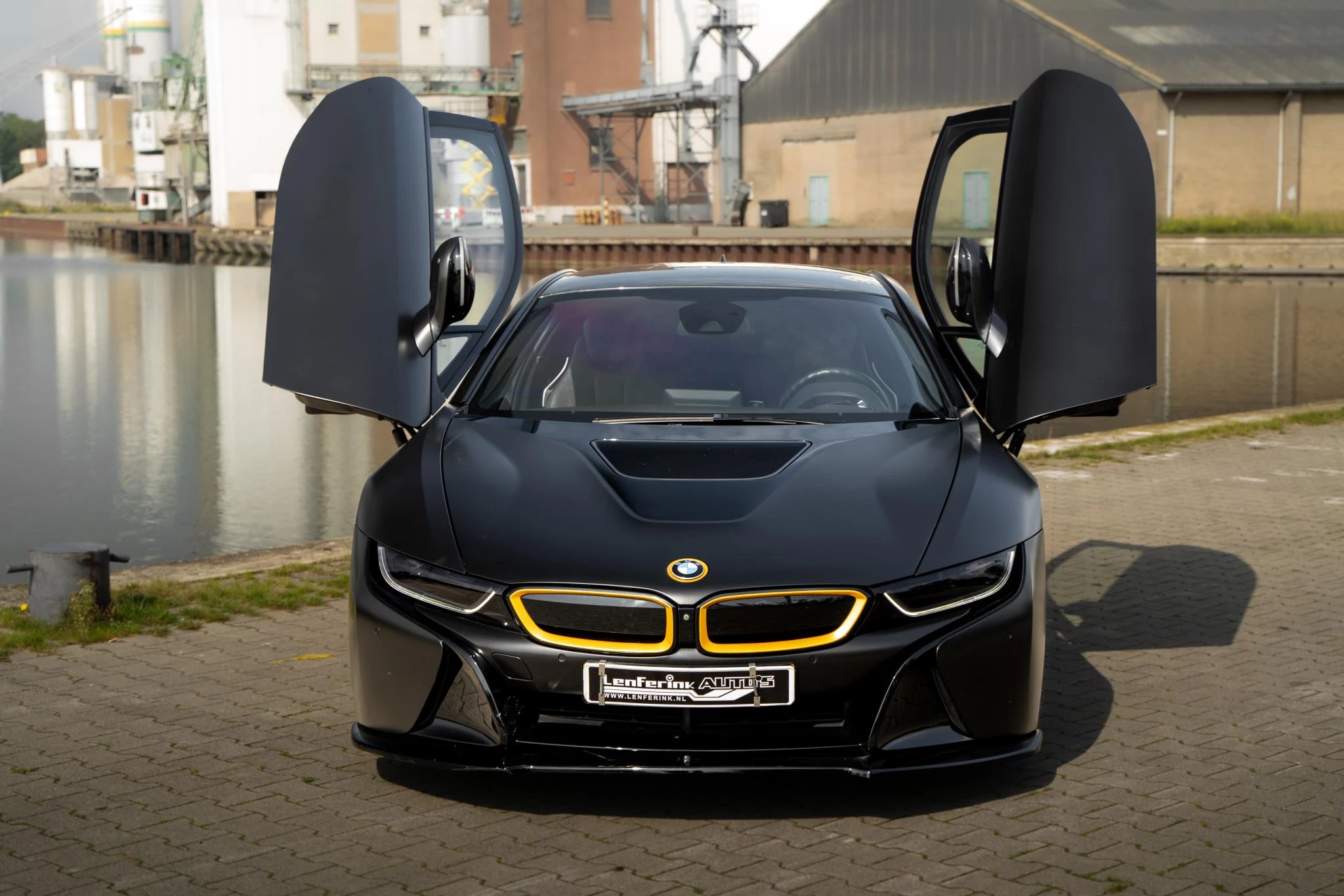 Hoofdafbeelding BMW i8