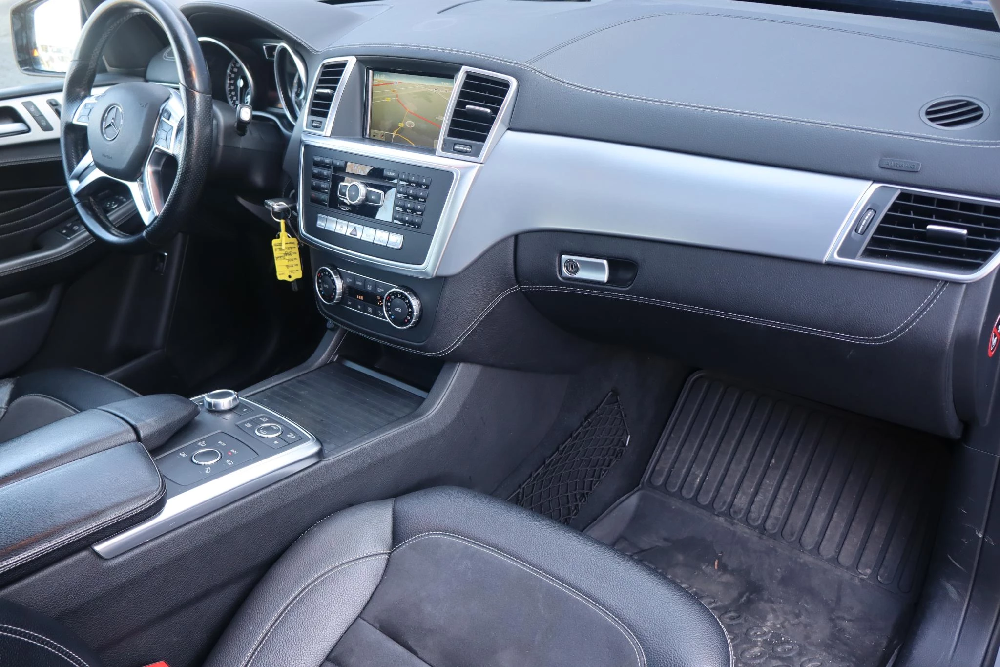 Hoofdafbeelding Mercedes-Benz M-Klasse