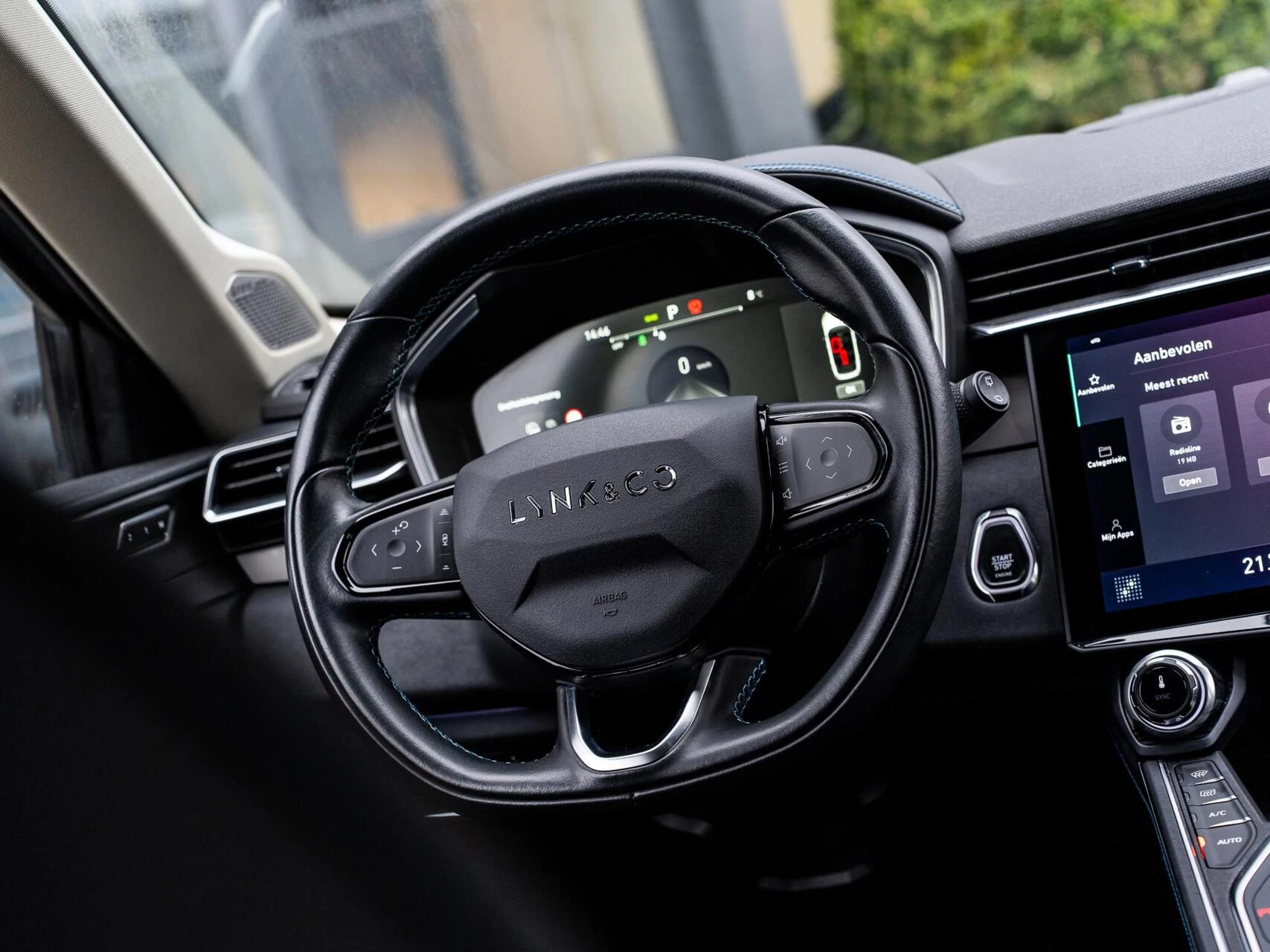 Hoofdafbeelding Lynk & Co 01