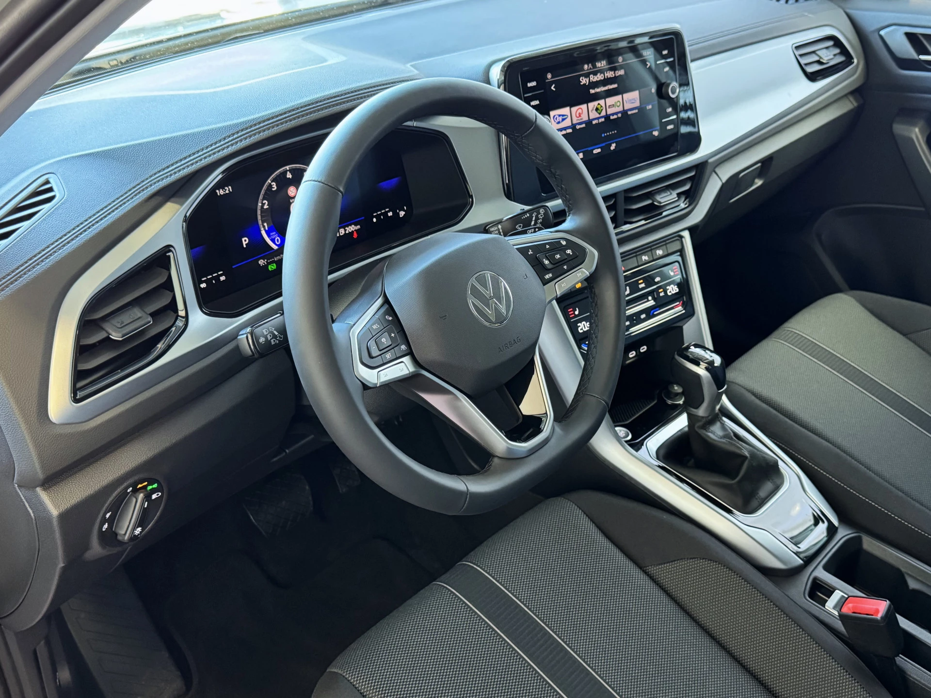 Hoofdafbeelding Volkswagen T-Roc