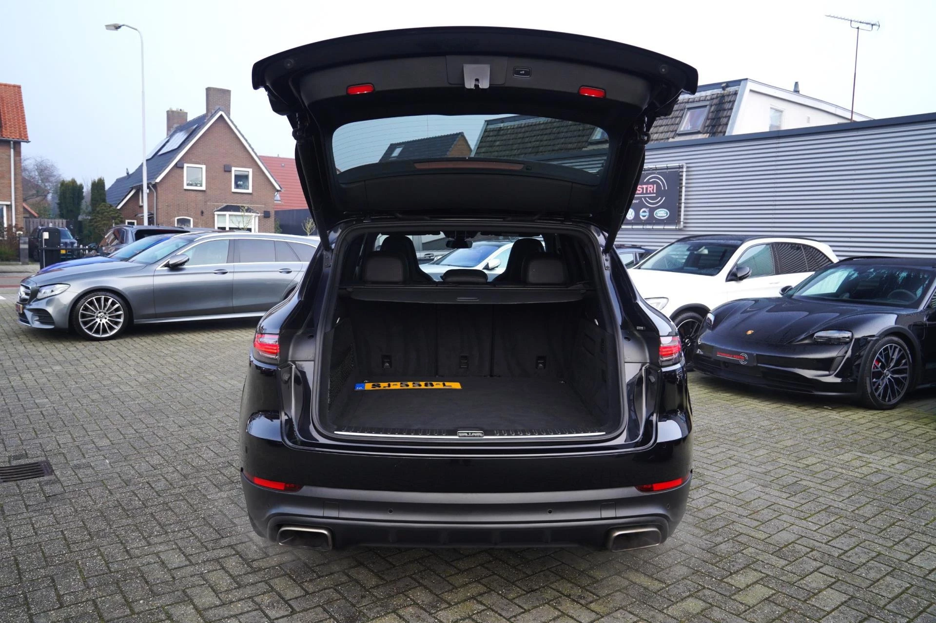 Hoofdafbeelding Porsche Cayenne