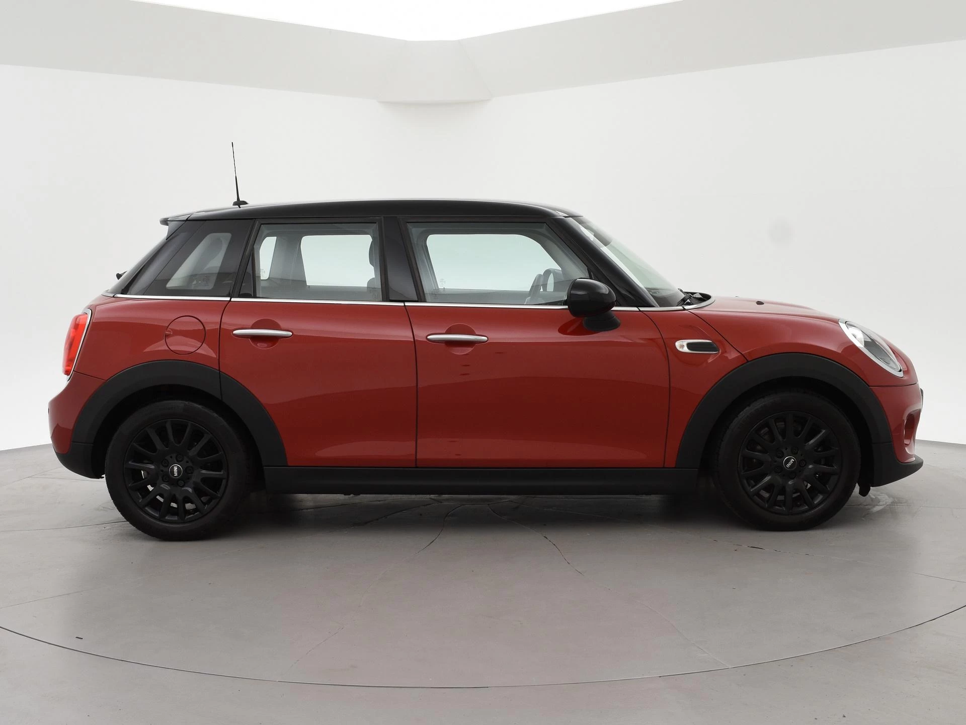 Hoofdafbeelding MINI 5-deurs