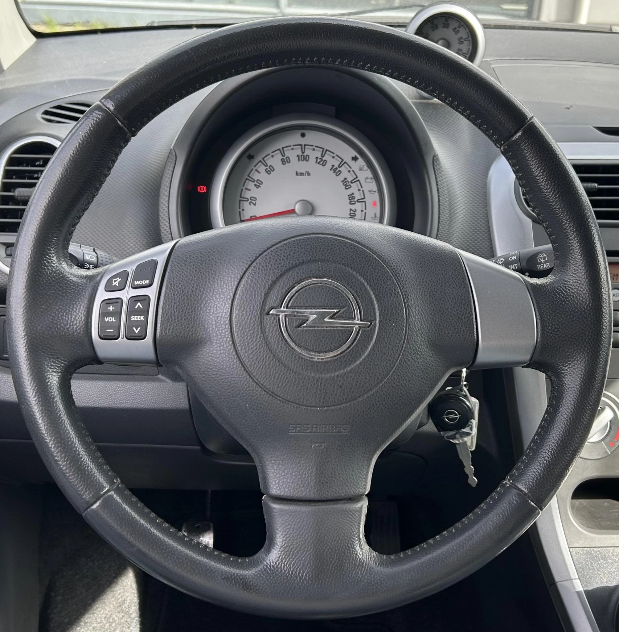 Hoofdafbeelding Opel Agila