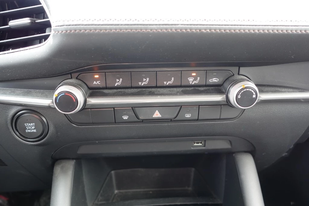 Hoofdafbeelding Mazda 3